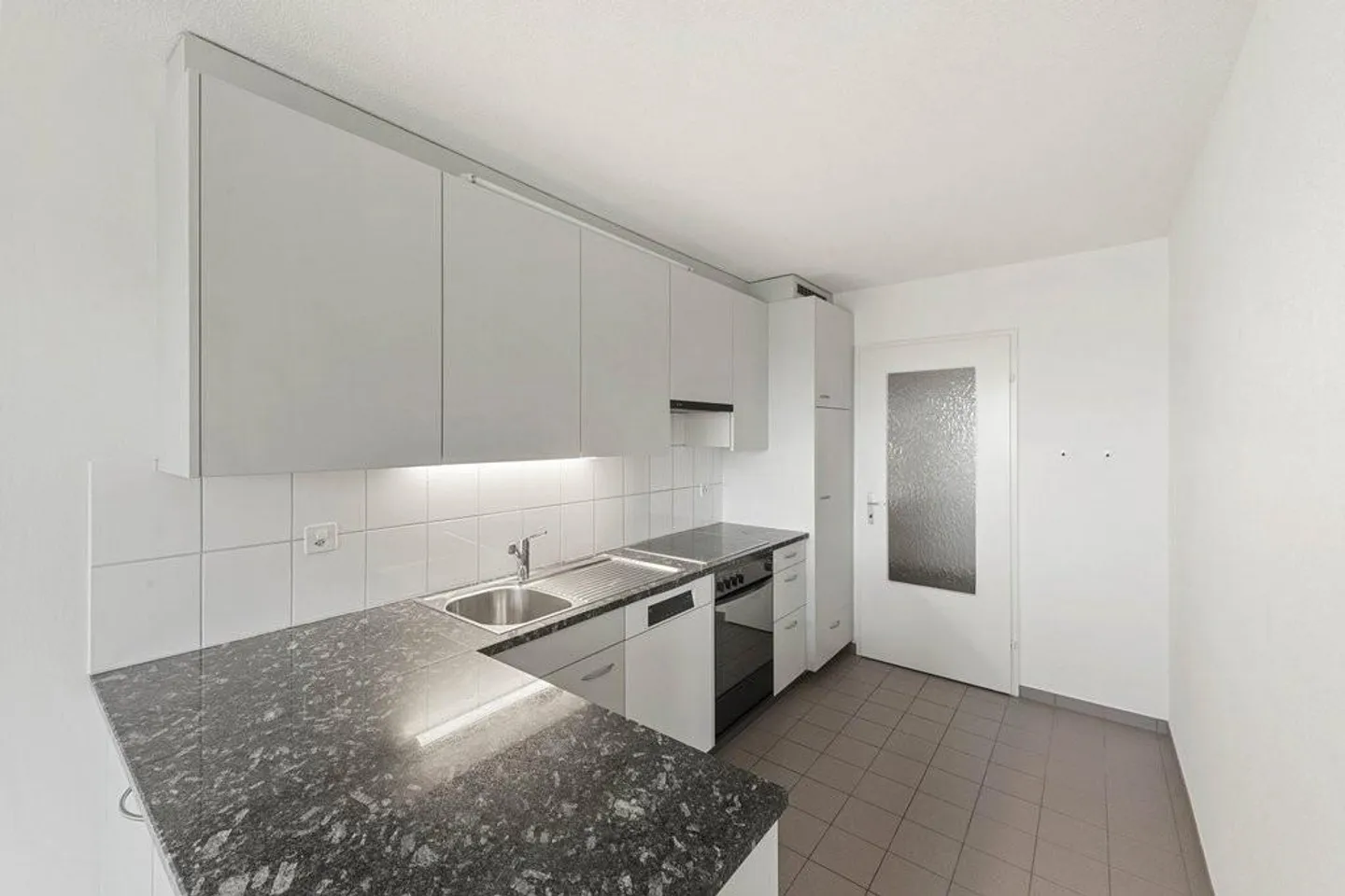 Charmante Wohnung in Niklausen - Foto 4 von 8