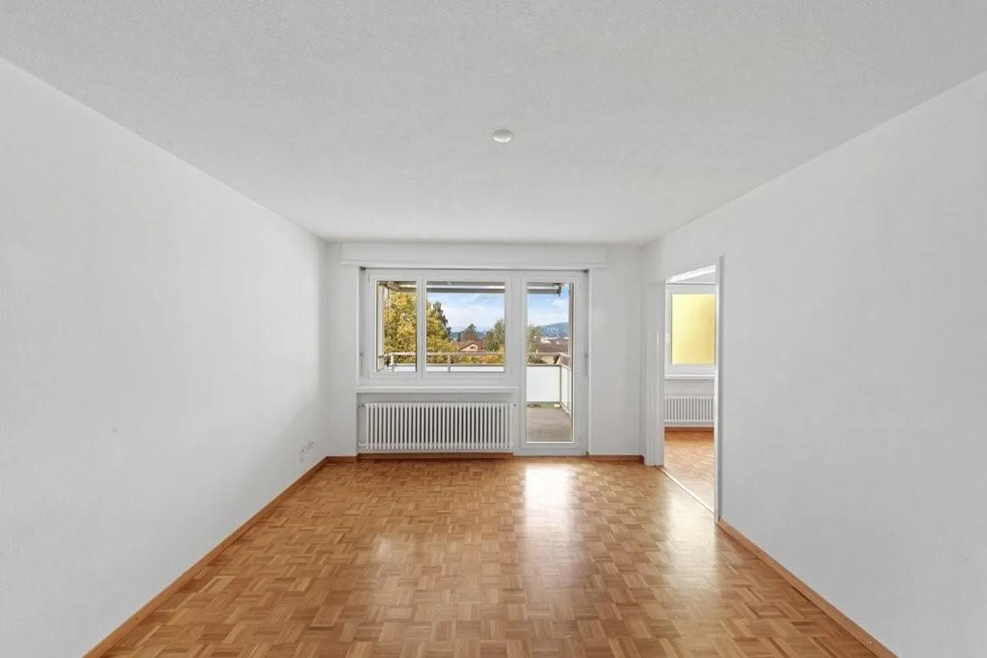 Charmante Wohnung in Niklausen - Foto 2 von 8