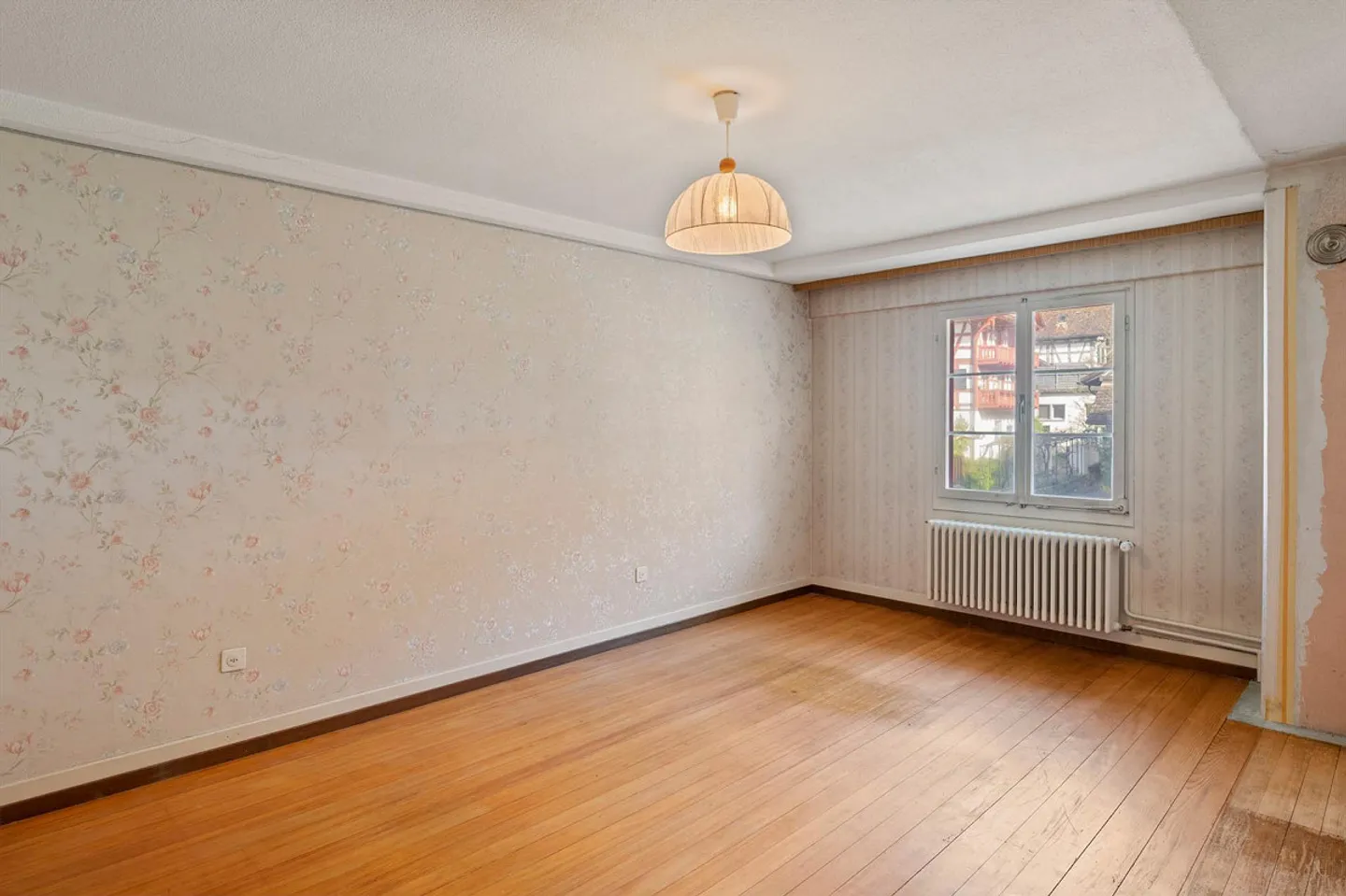Casa angolare con un enorme potenziale! - Foto 5 di 18