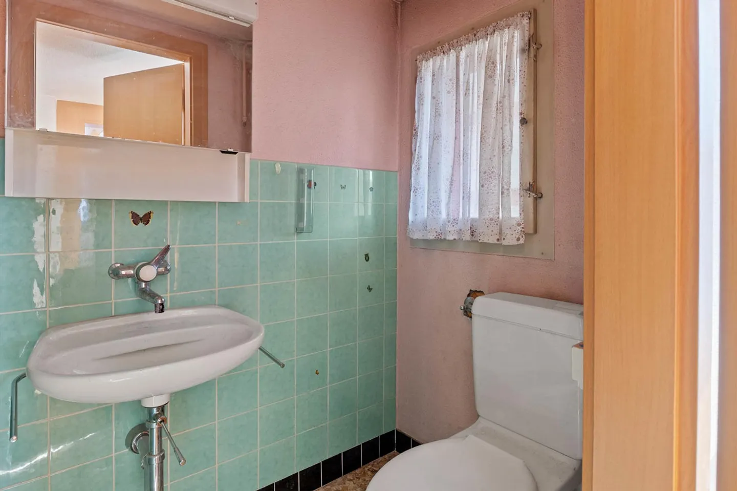 Casa angolare con un enorme potenziale! - Foto 8 di 18