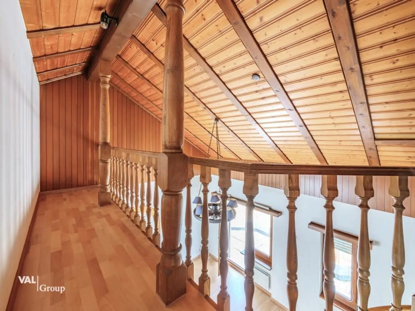 Tradition Meets Future: Residential and Commercial Property with Versatile Potential - Photo 8 of 13