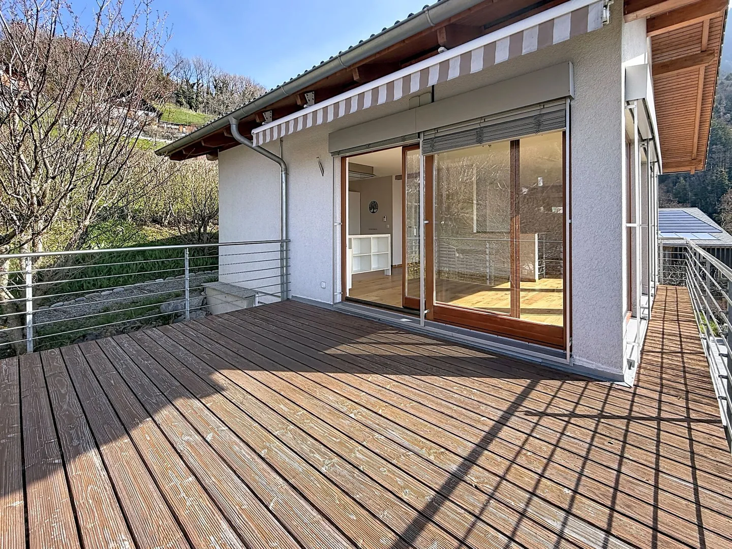 Magnificent architect-designed villa with spectacular panoramic view of the plain and the Dents-du-Midi - Photo 20 of 23