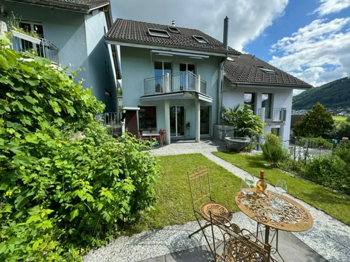 Single house for sale - Photo 2 of 13