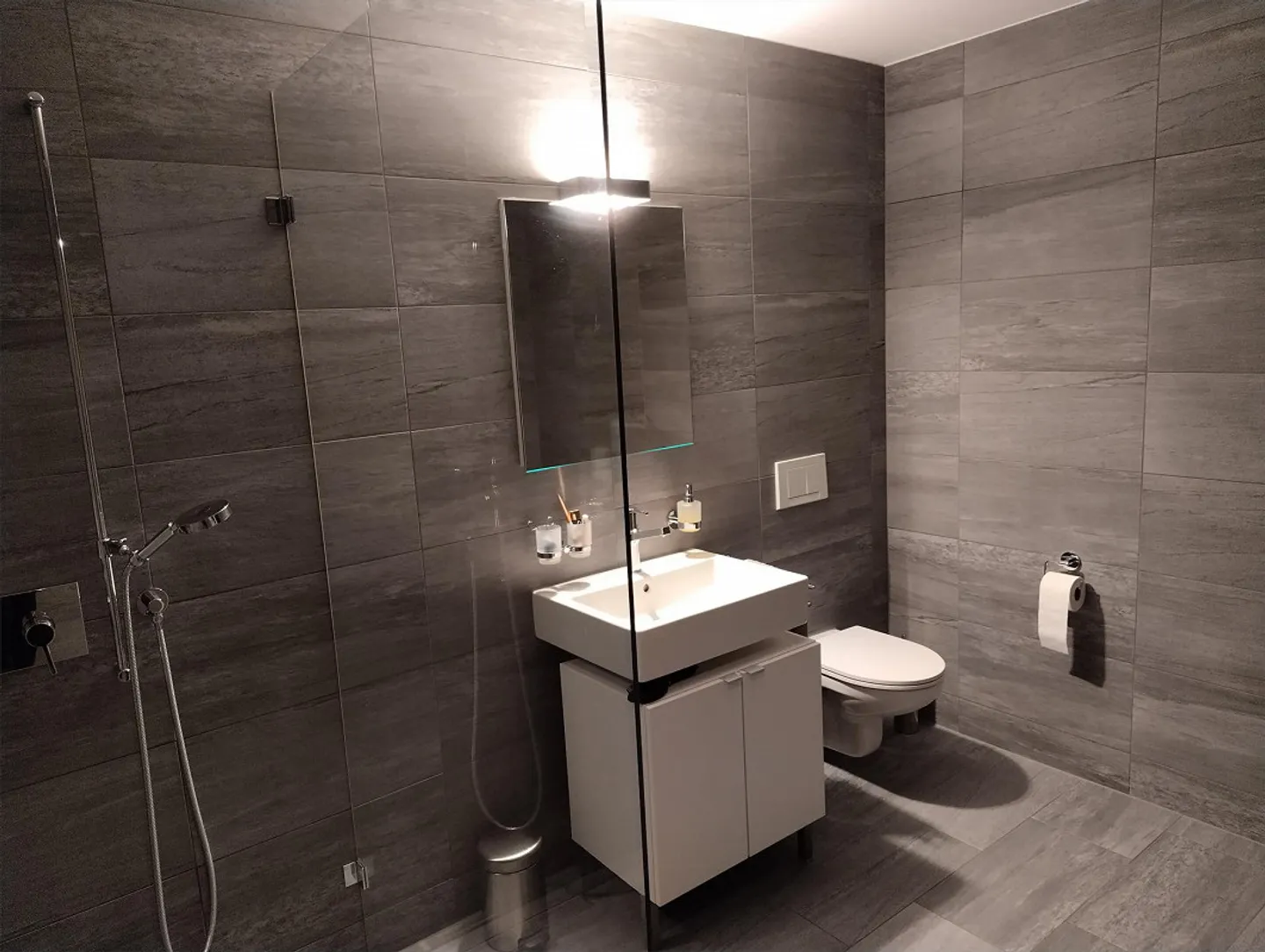 TOP 4 1/2-Room Apartment in Rheinfels III - Photo 6 of 10