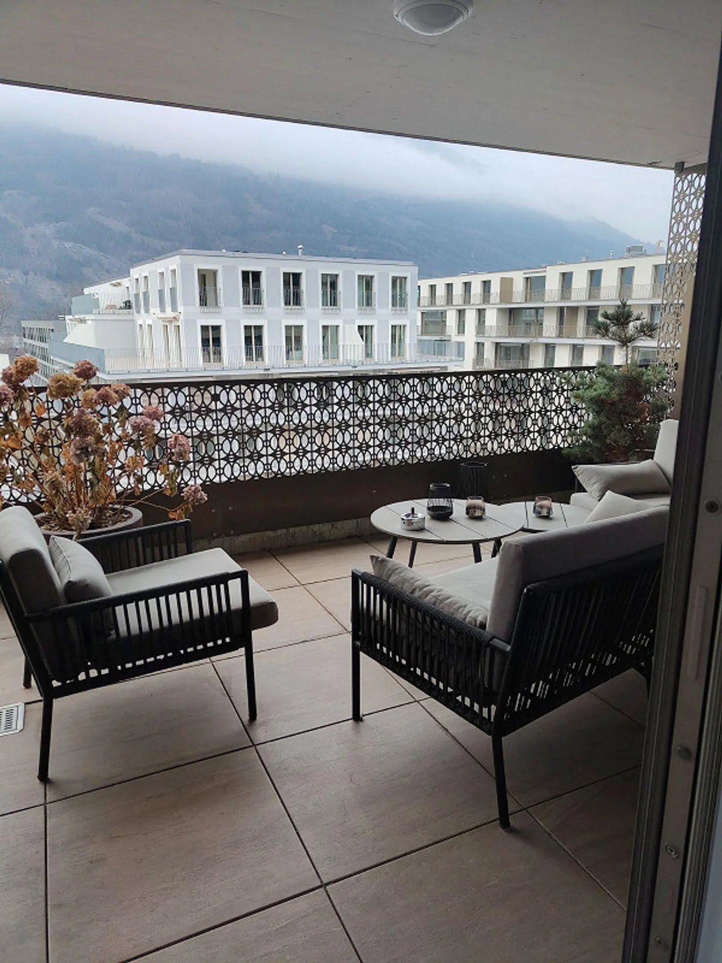 TOP 4 1/2-Room Apartment in Rheinfels III - Photo 9 of 10