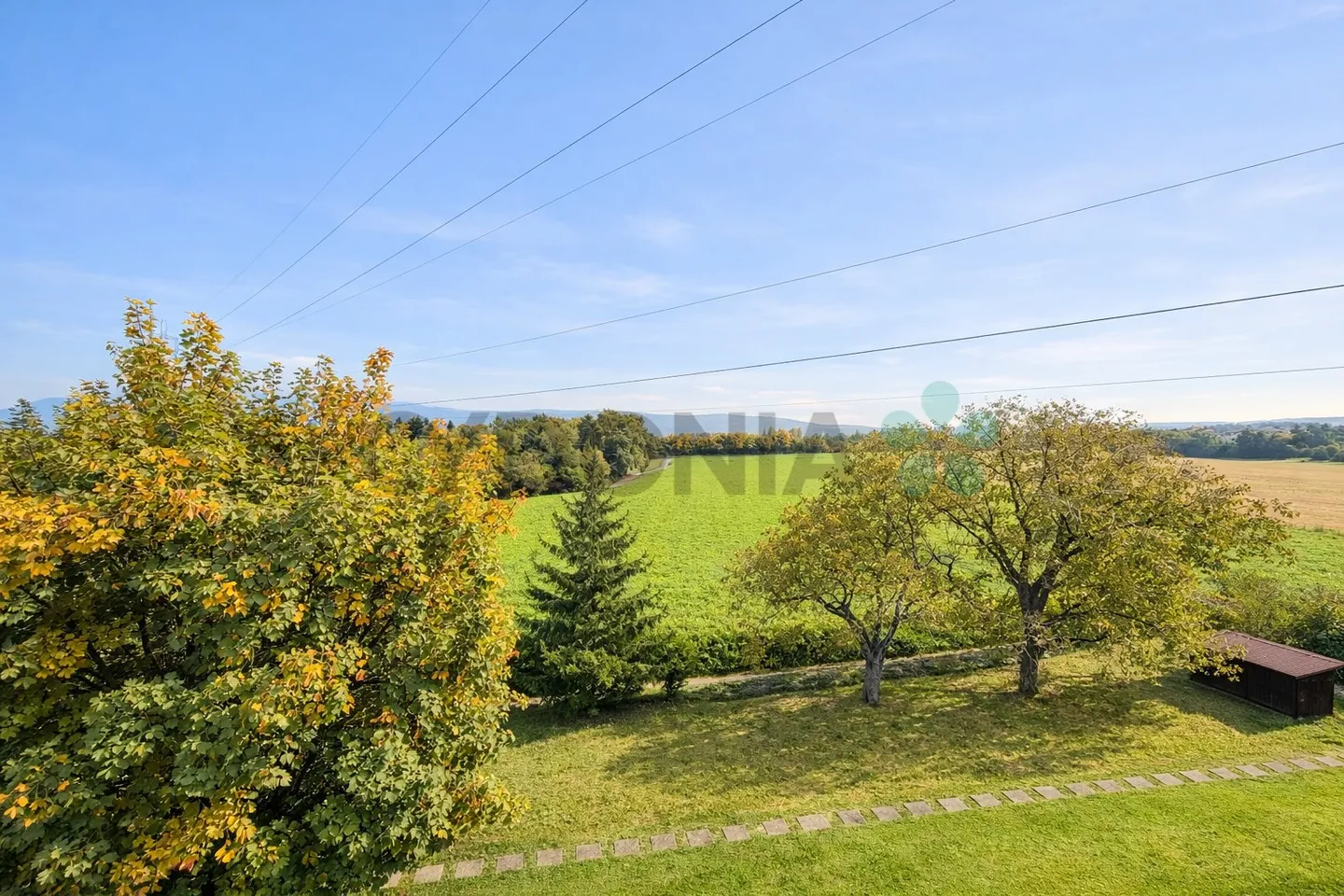 Charmant appartement mansardé avec vue dégagée - Photo 6 sur 6