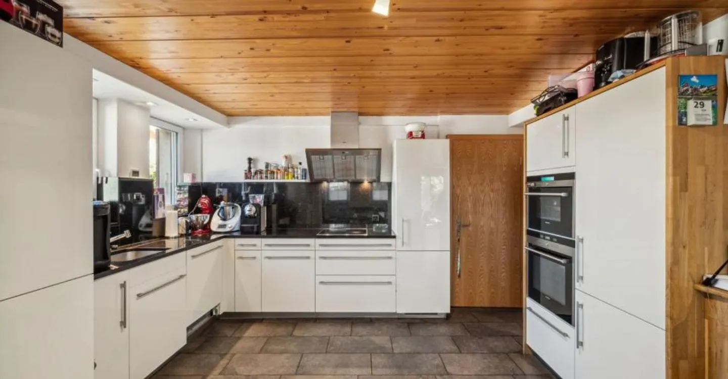 Casa familiare con ampio esterno e terrazza, vicino a Yverdon - Foto 3 di 9
