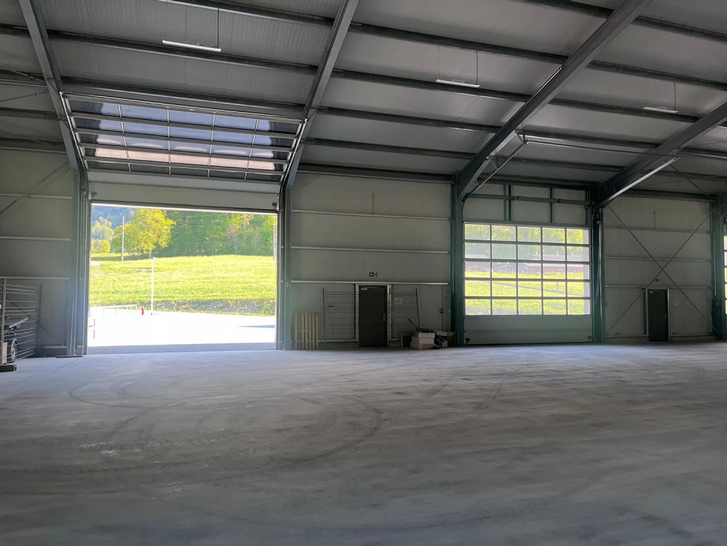 Vielseitige Gewerbefläche in Brienz - Foto 5 von 5