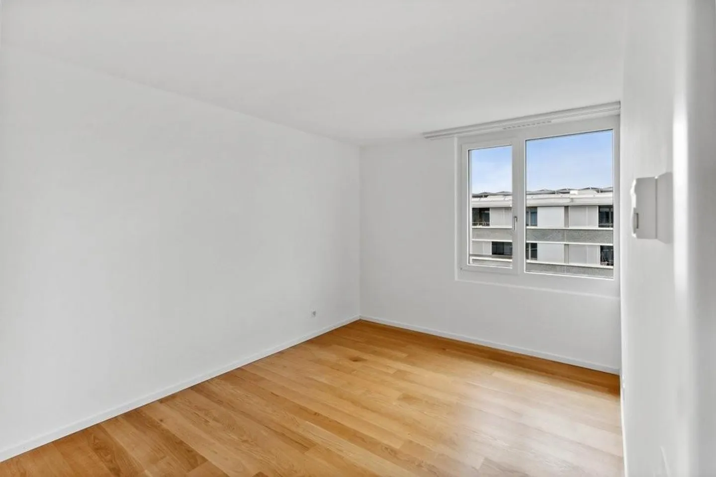 Suchen Sie eine Wohnung, in der es sich gut leben lässt und mit Parkplatz? - Foto 5 von 10