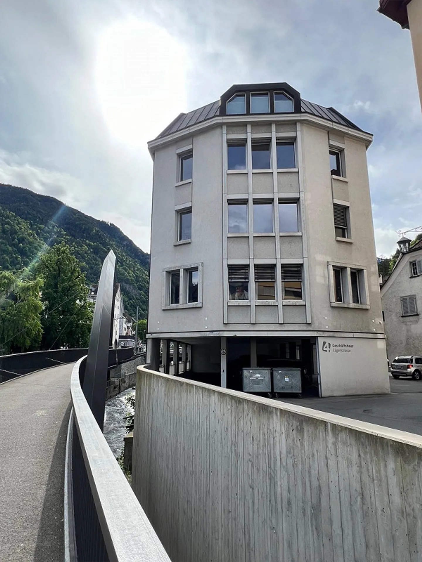 Ausgebaute Bürofläche für Ihr Unternehmen! - Foto 1 von 4