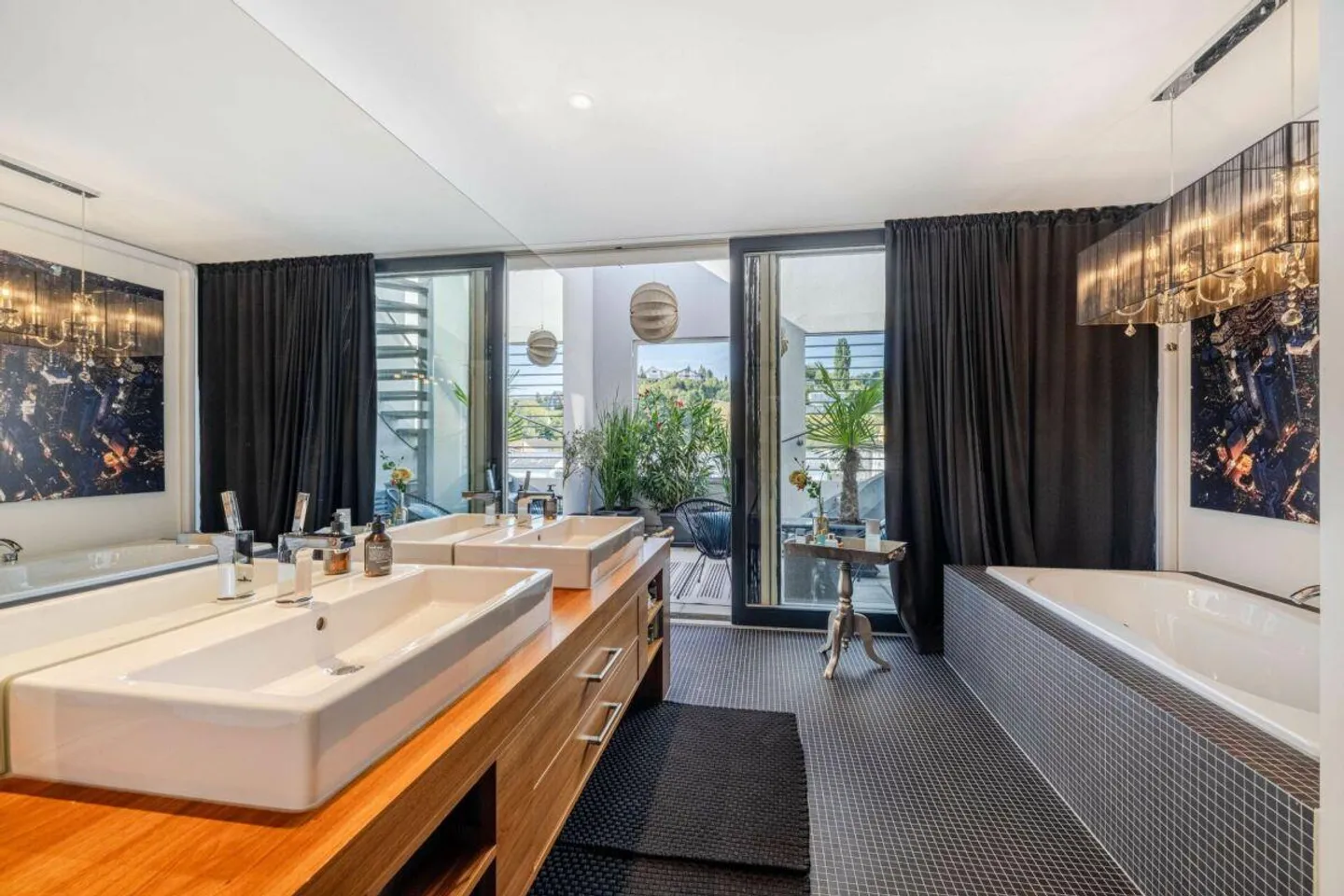 Appartement en duplex exclusif avec terrasse panoramique - Vie de luxe au bord du lac B... - Photo 6 sur 11