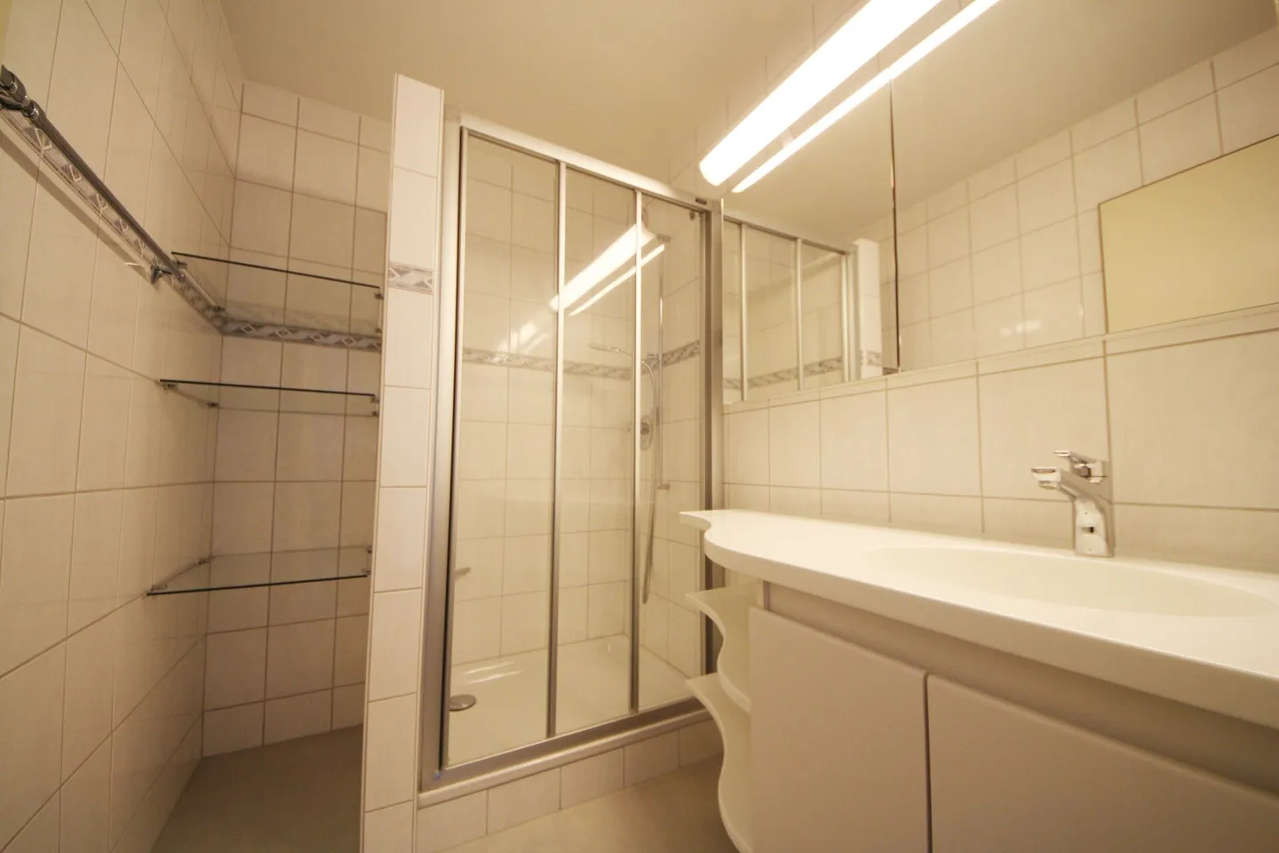 Appartement ensoleillé avec vue à Zufikon - Aujourd'hui un investissement, demain un chez-soi - Photo 12 sur 15
