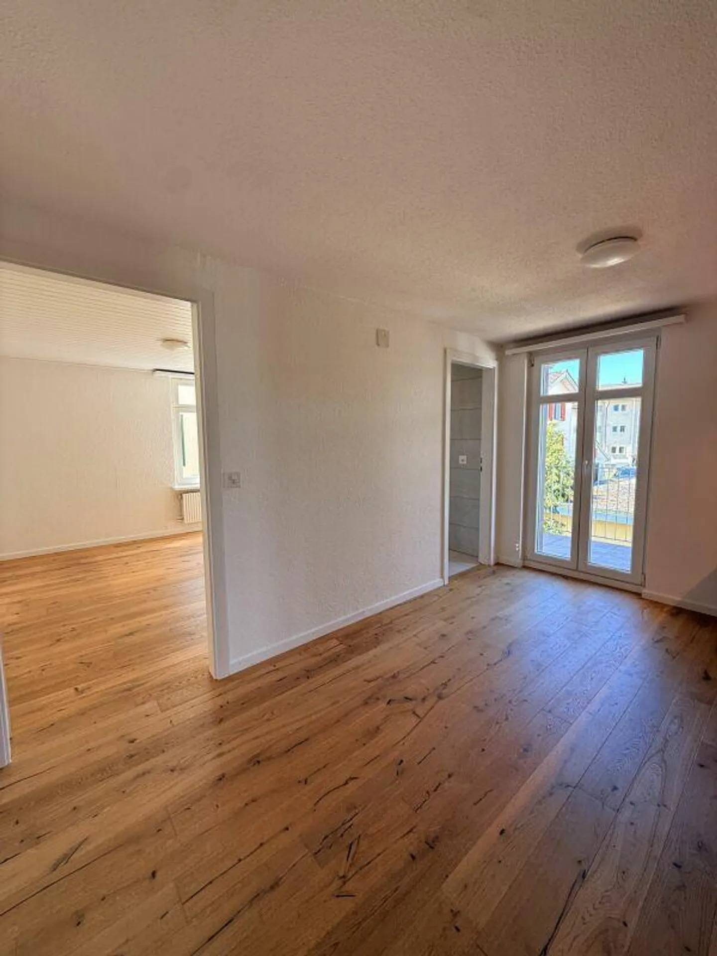 Gemütliche 3.5-Zimmer-Wohnung mit Balkon - Foto 2 von 17