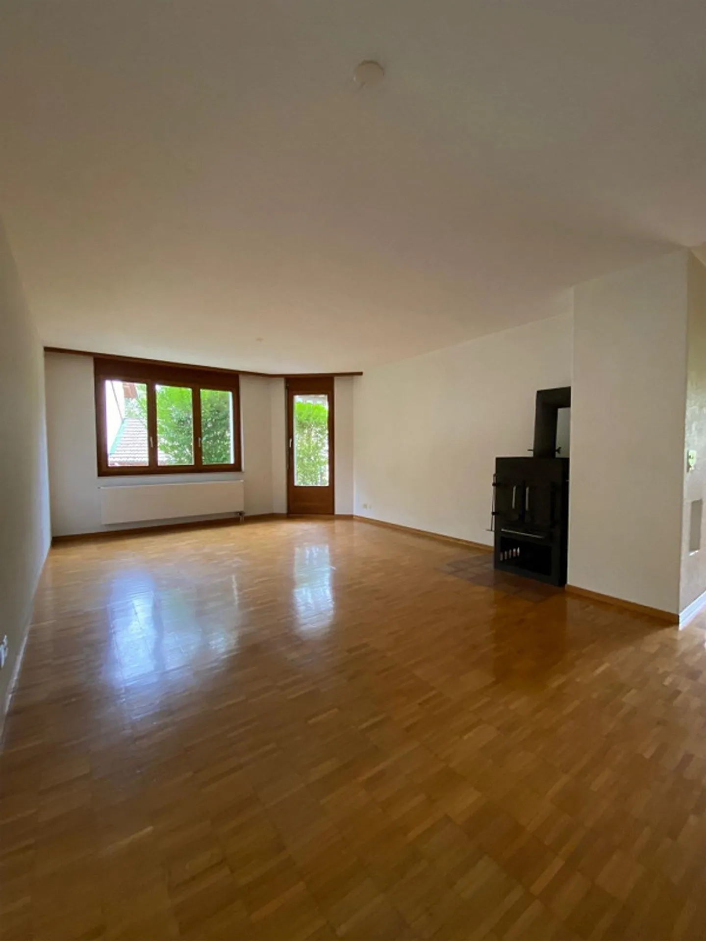 Cozy apartment in green surroundings - Photo 3 of 9