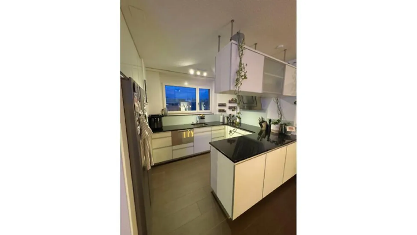 4½ ROOM APARTMENT IN BRÜTTISELLEN (ZH), FURNISHED, TEMPORARY - Photo 1 of 9