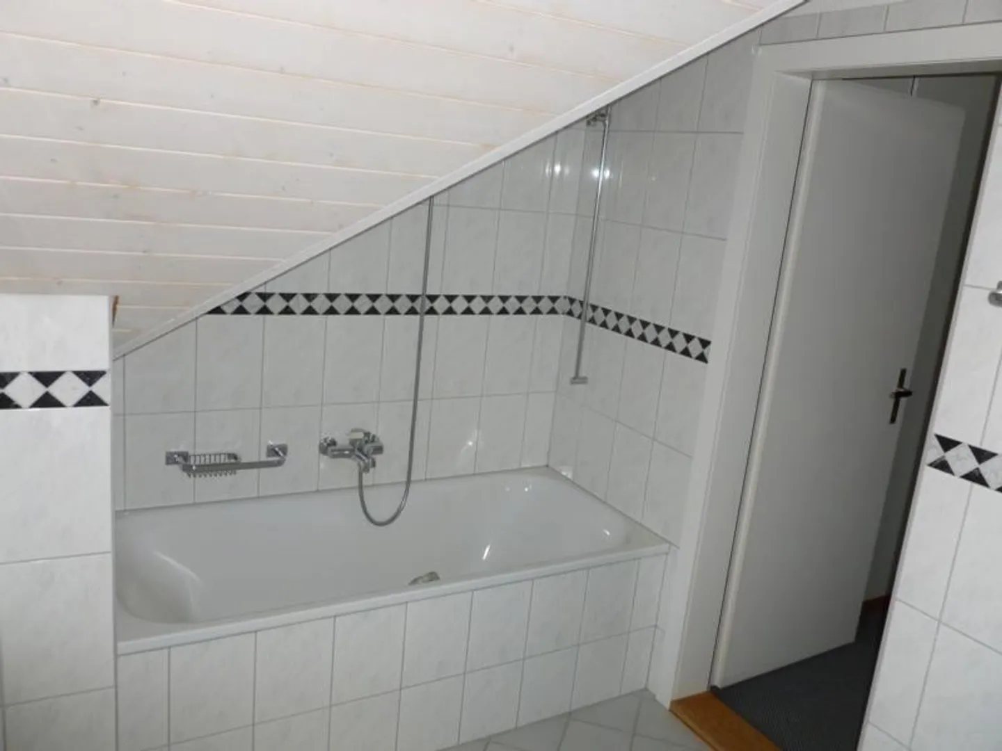 Appartamento attico di 4 stanze - Foto 5 di 7