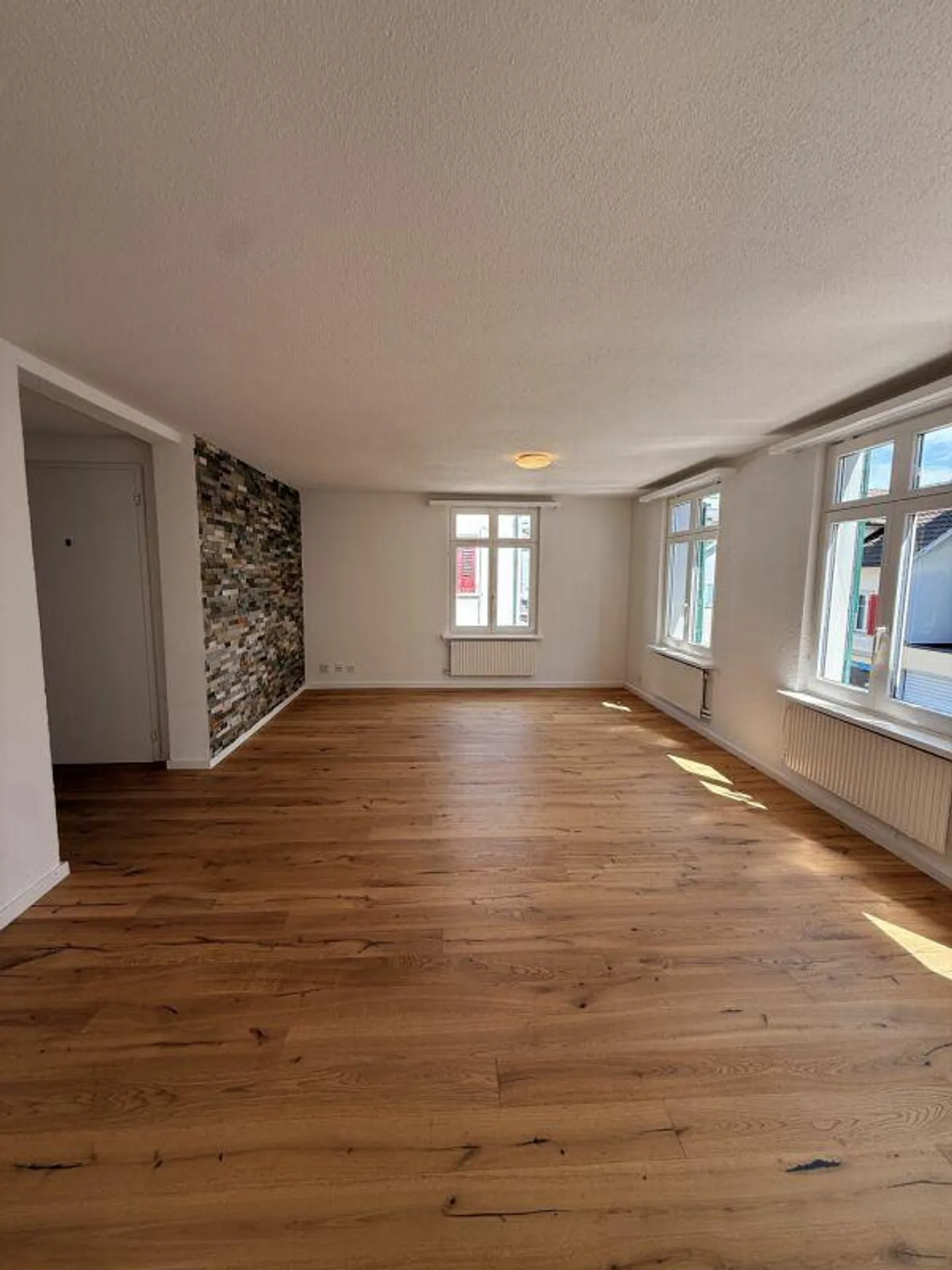 Gemütliche 3.5-Zimmer-Wohnung mit Balkon - Foto 7 von 17