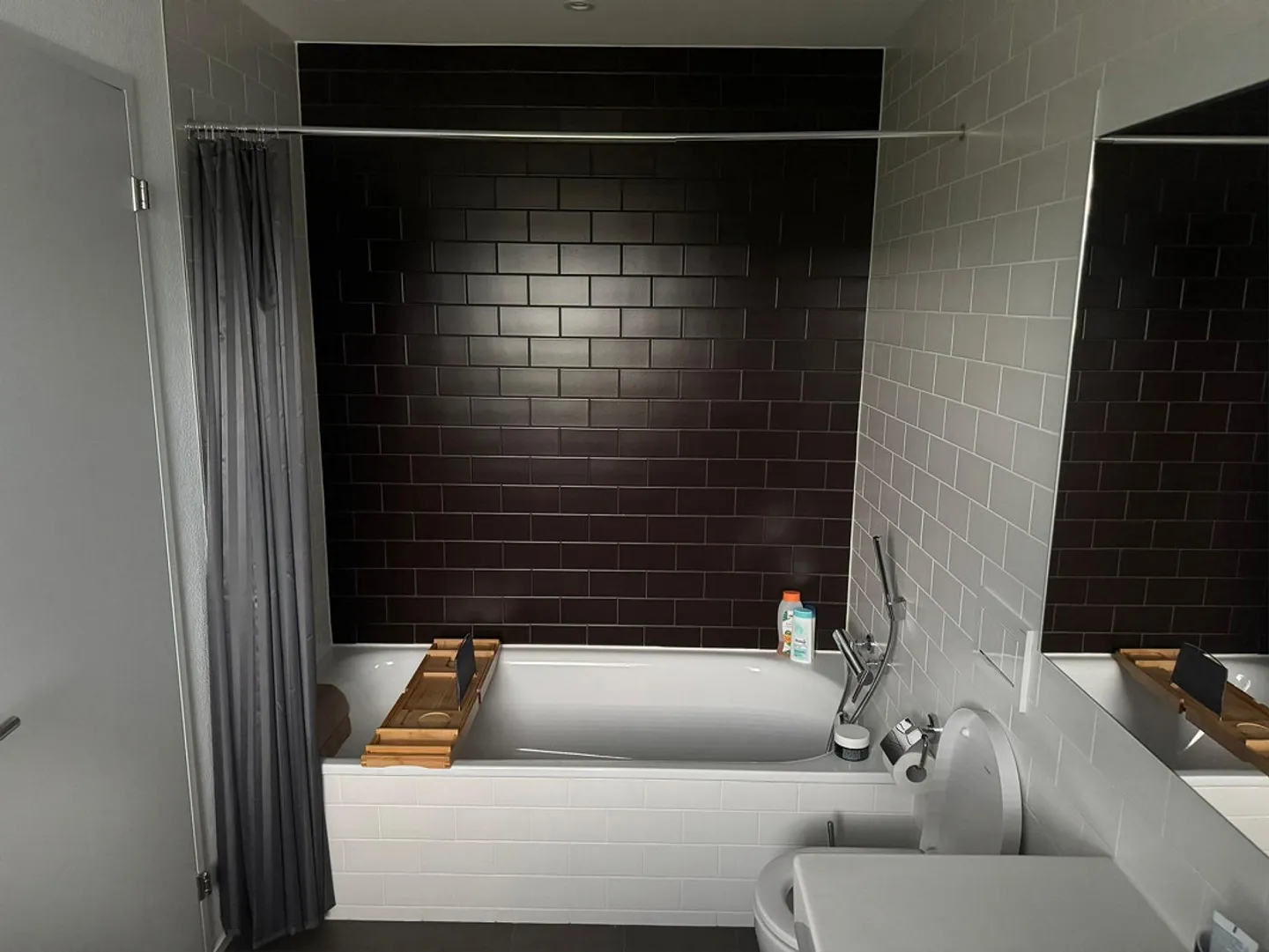 Arriving in Henau: Here is your new home on the 1st floor - Photo 3 of 10