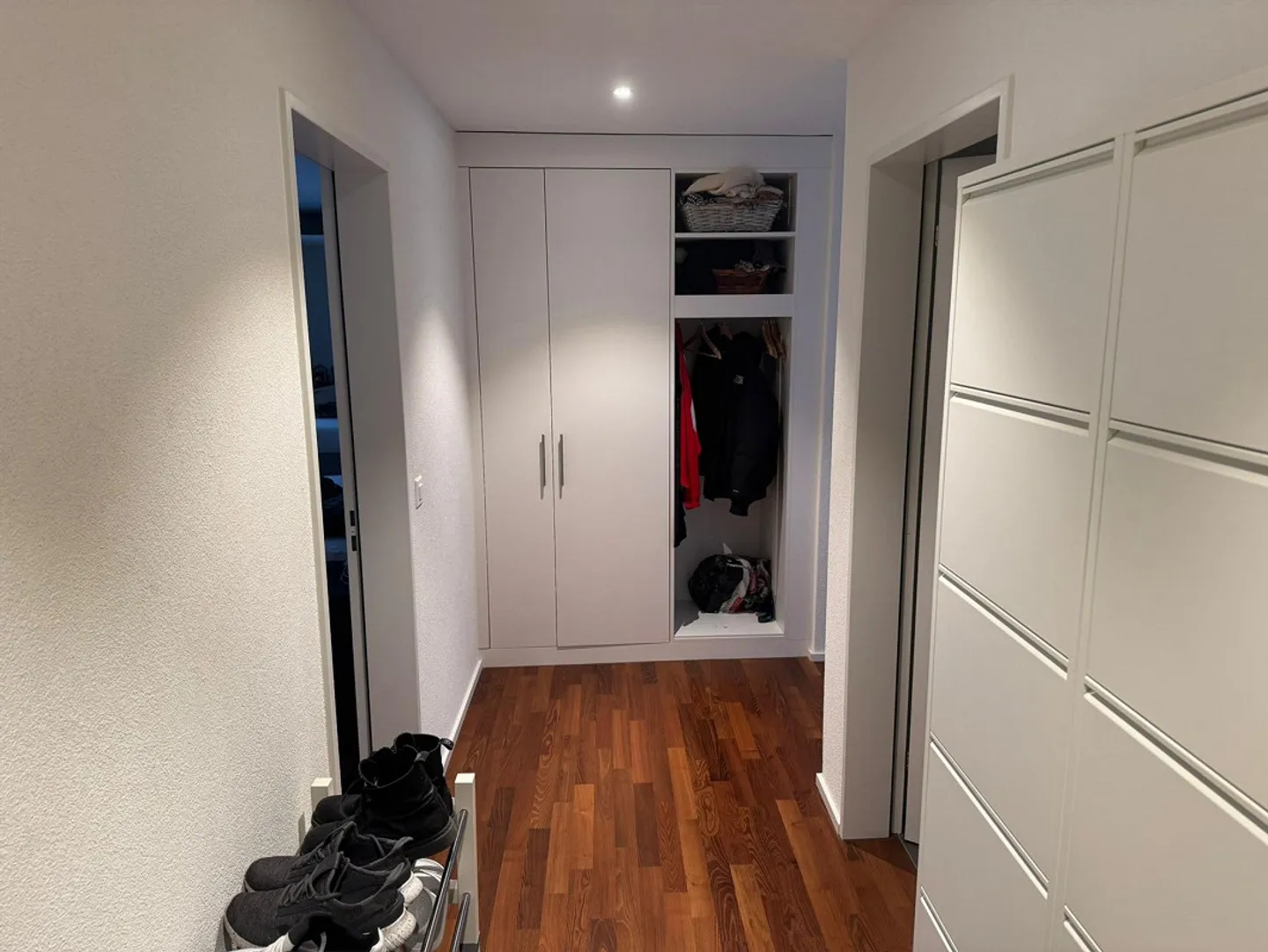 Arriving in Henau: Here is your new home on the 1st floor - Photo 7 of 10