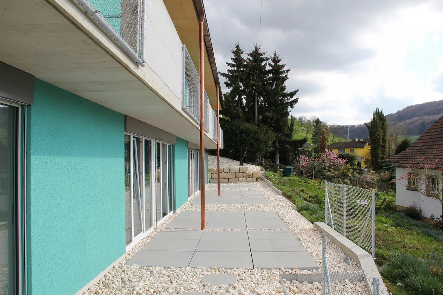 Appartement en rangée de 3 pièces à Arisdorf dans un emplacement ensoleillé et calme - Photo 9 sur 9