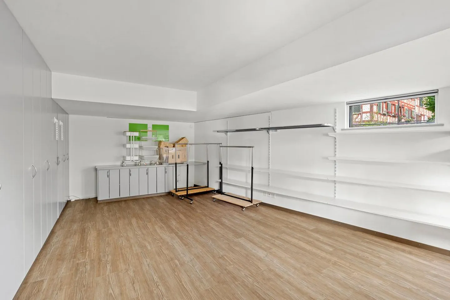 Jewel with Charm and Plenty of Space - Photo 13 of 18