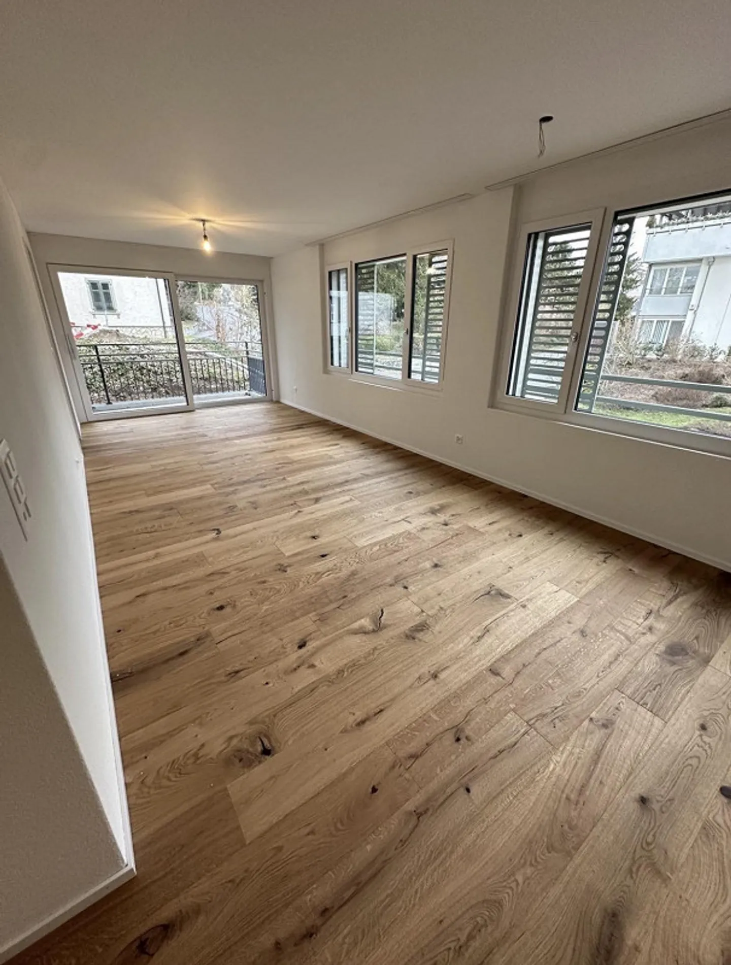 Belle et lumineuse appartement de 3,5 pièces - Photo 3 sur 11