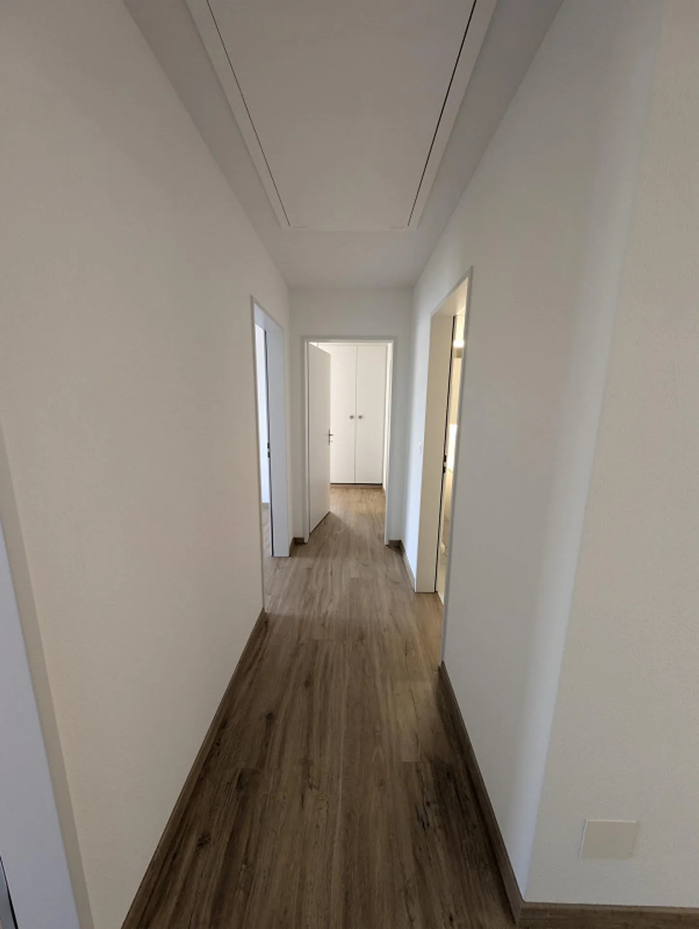 Wunderschöne Attika Wohnung mit Terrasse - Foto 9 von 27