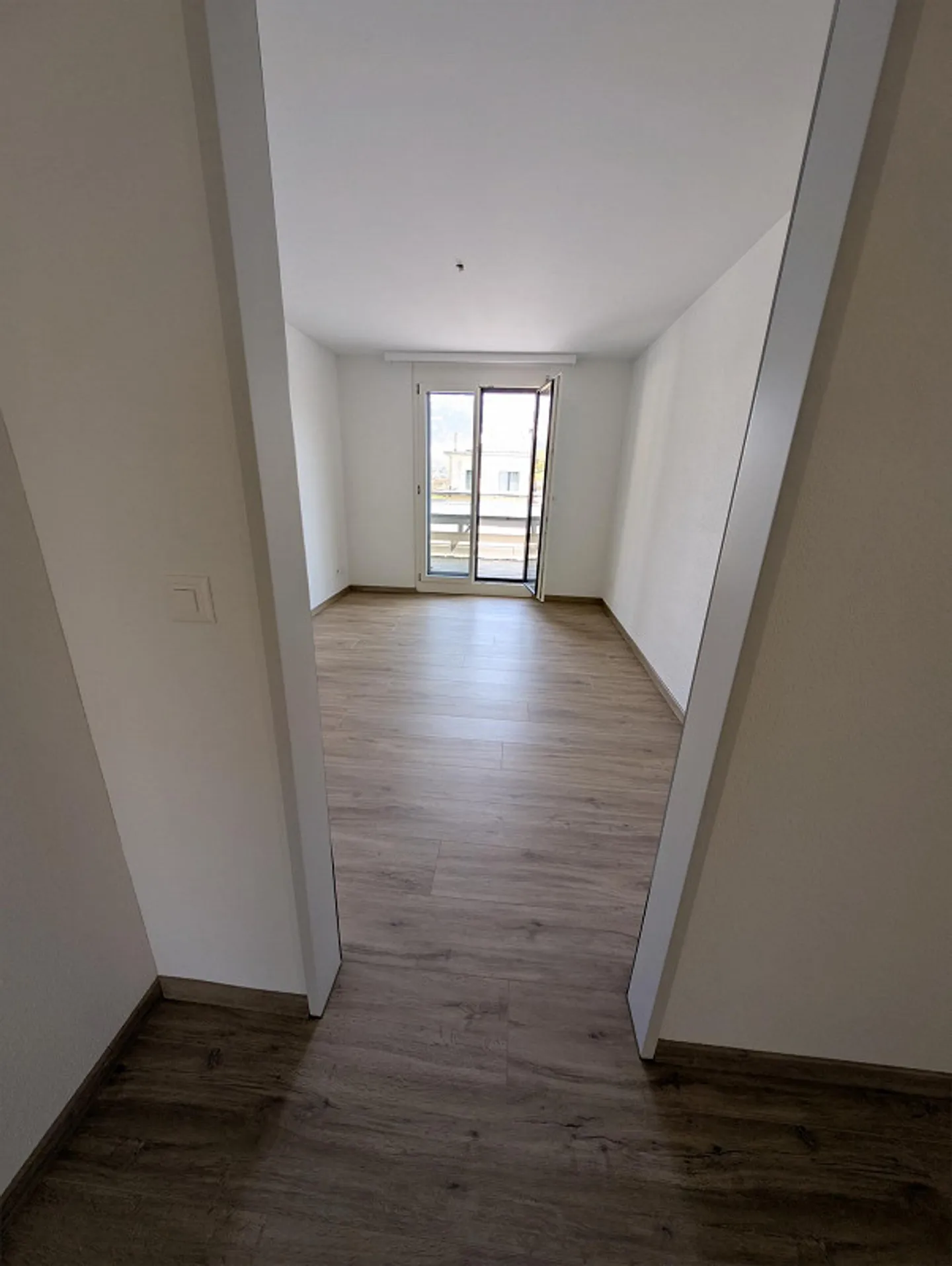 Wunderschöne Attika Wohnung mit Terrasse - Foto 10 von 27