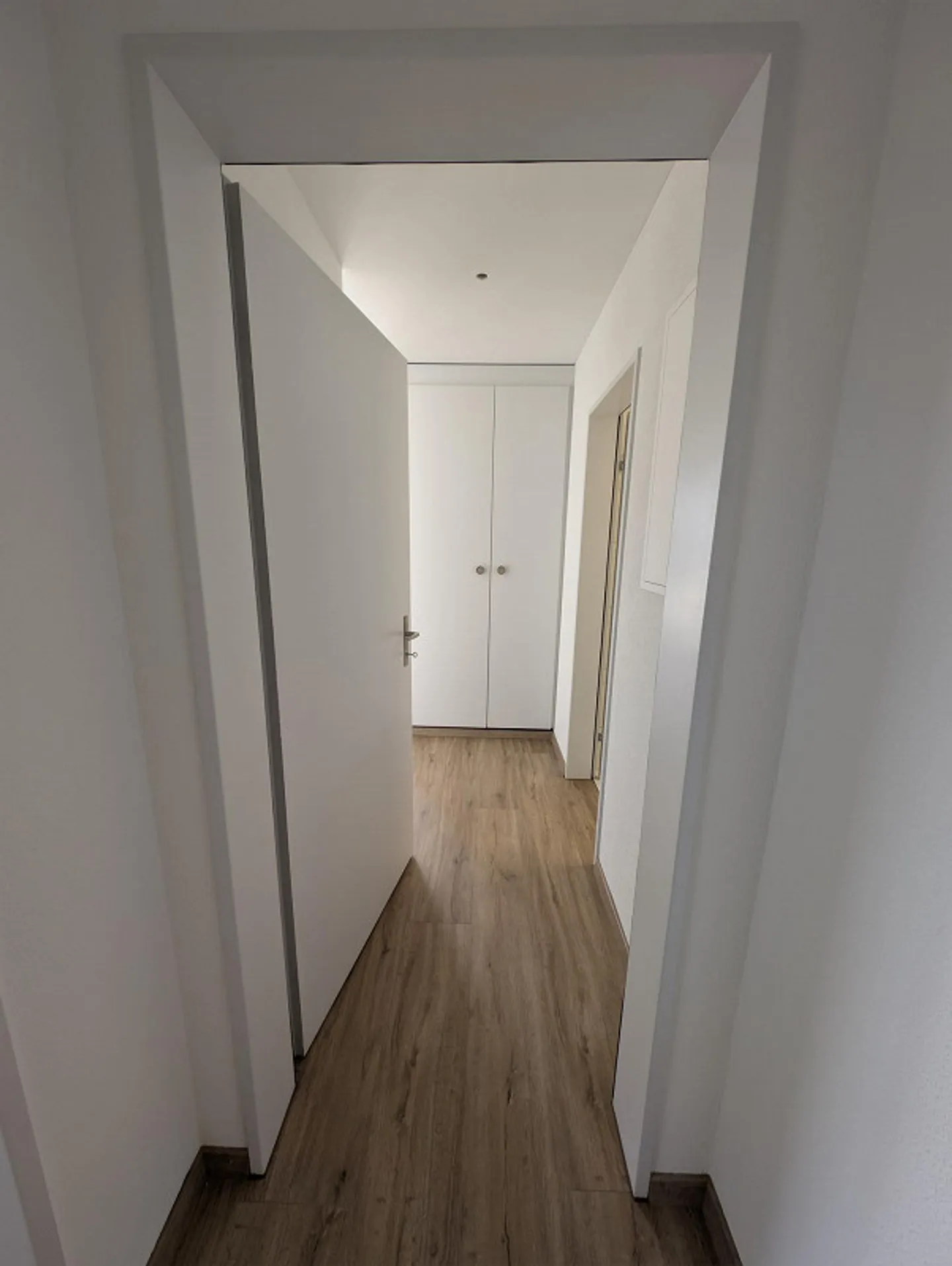 Wunderschöne Attika Wohnung mit Terrasse - Foto 15 von 27