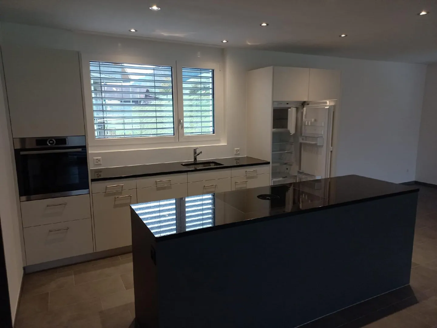 Very large 4.5 room apartment 148 m2 for rent, built in 2022 - Photo 3 of 17