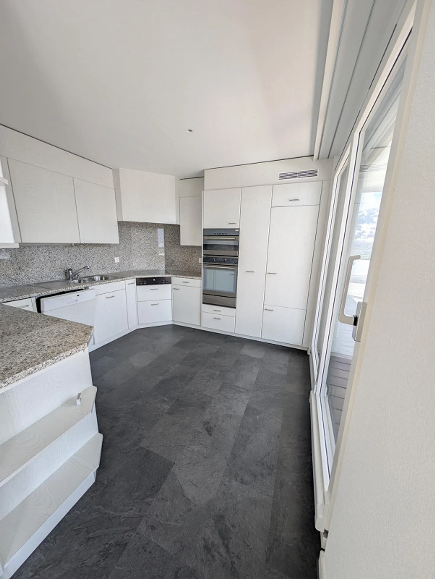 Wunderschöne Attika Wohnung mit Terrasse - Foto 27 von 27