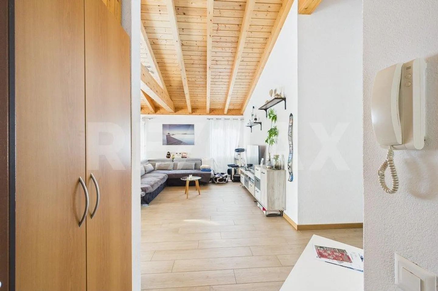 3½ Zimmer Wohnung im ersten Stock mit Studio - Foto 2 von 13