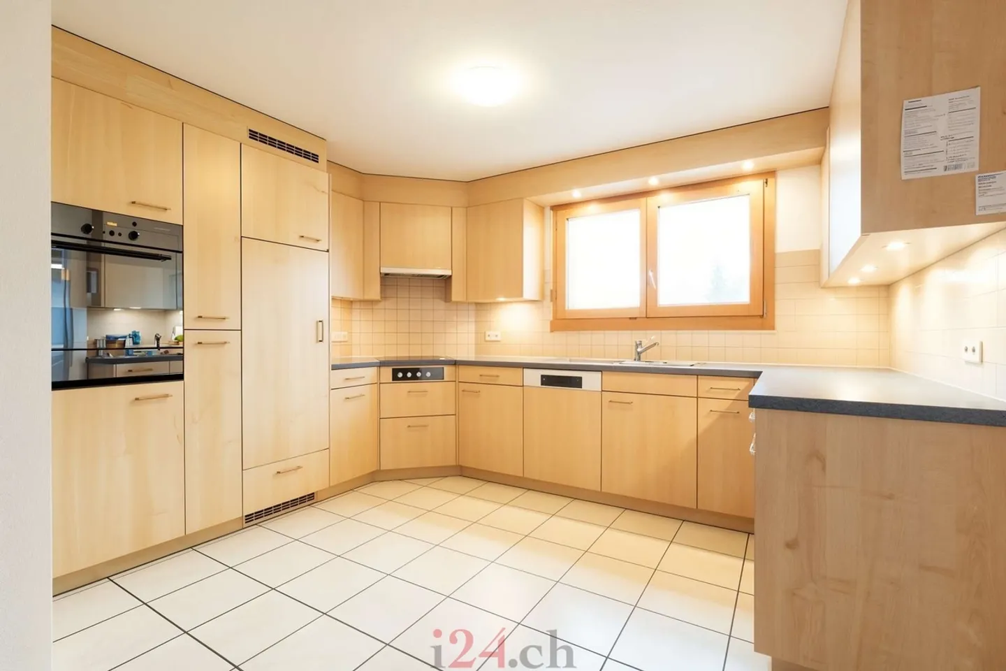 Appartement lumineux de 4,5 pièces avec vue sur le lac et panorama alpin - Photo 6 sur 12