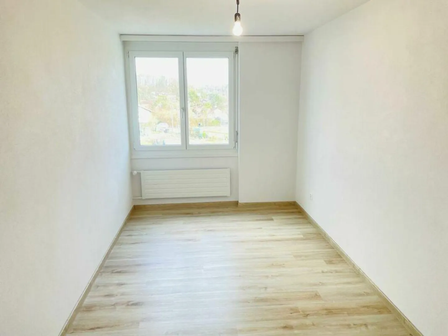 Renovated 3.5 Room Apartment in Herblingen - Photo 10 of 11