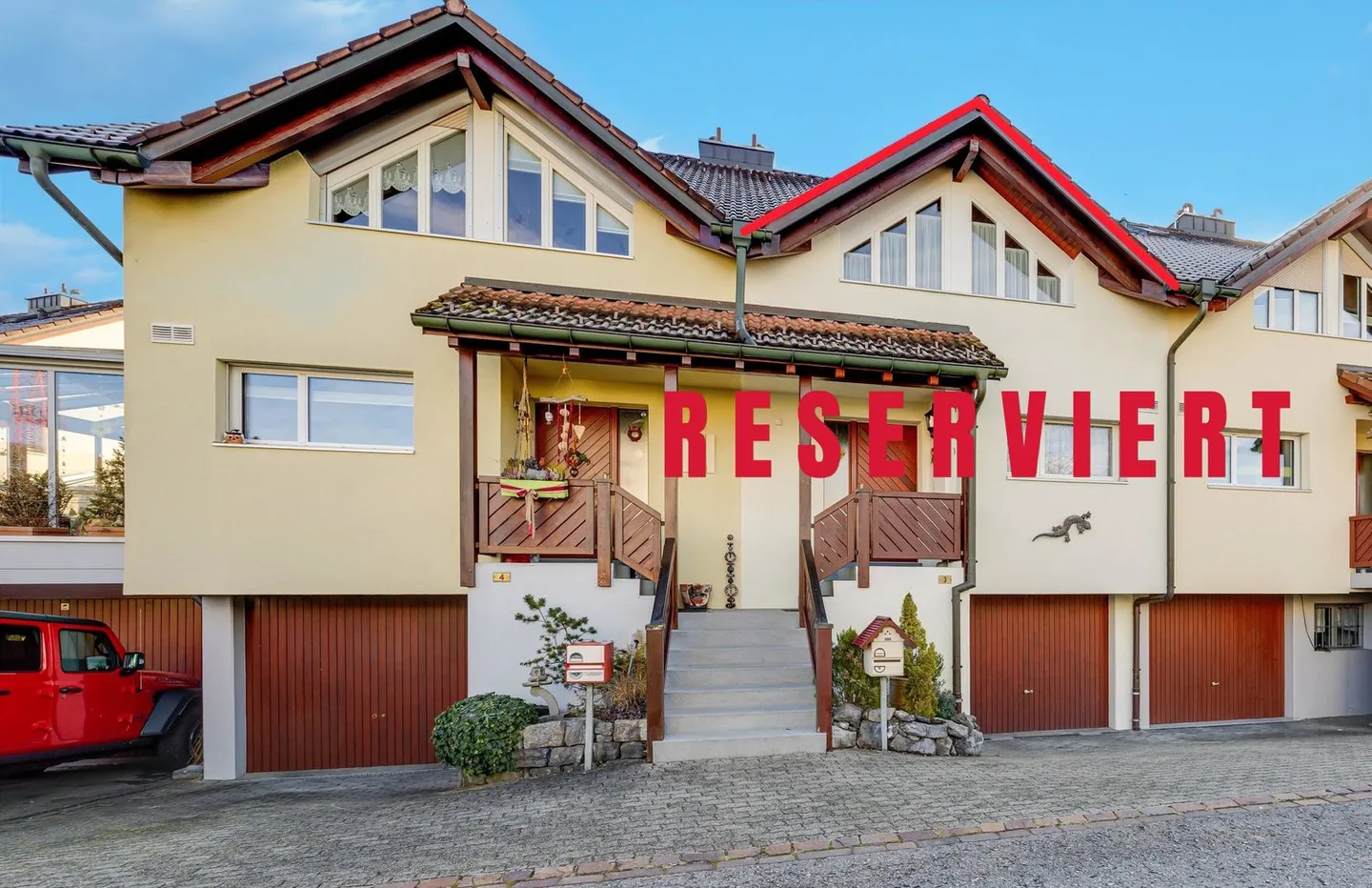 Incantevole casa a schiera di 5,5 stanze in una posizione tranquilla a Siebnen - Foto 1 di 1