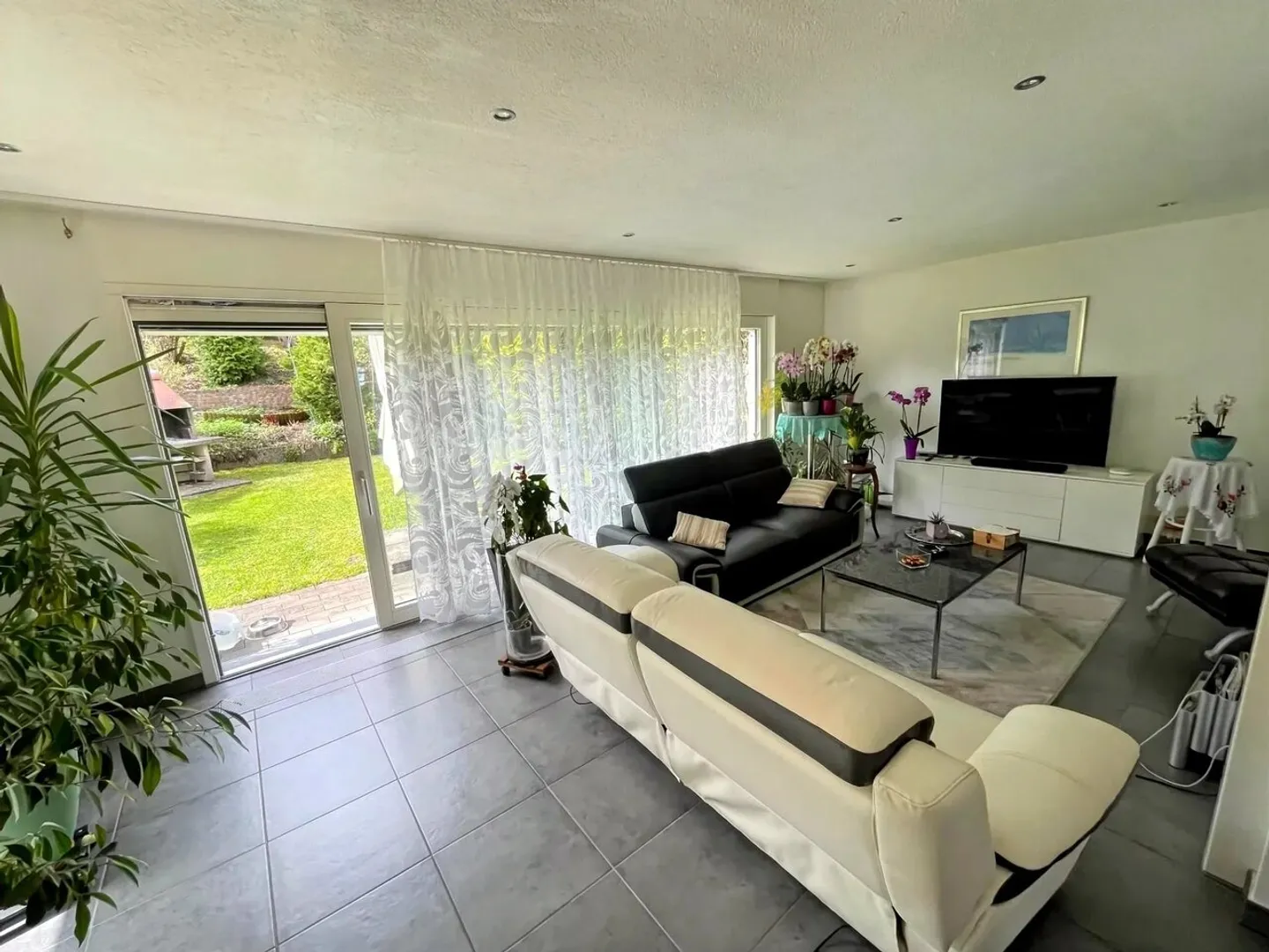 Charmante Maison de Ville avec Vue - Photo 1 sur 13