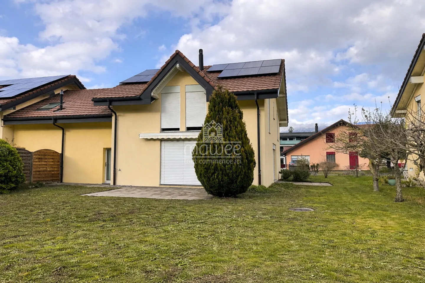 Bright family villa with garden in a quiet residential area - Photo 11 of 13