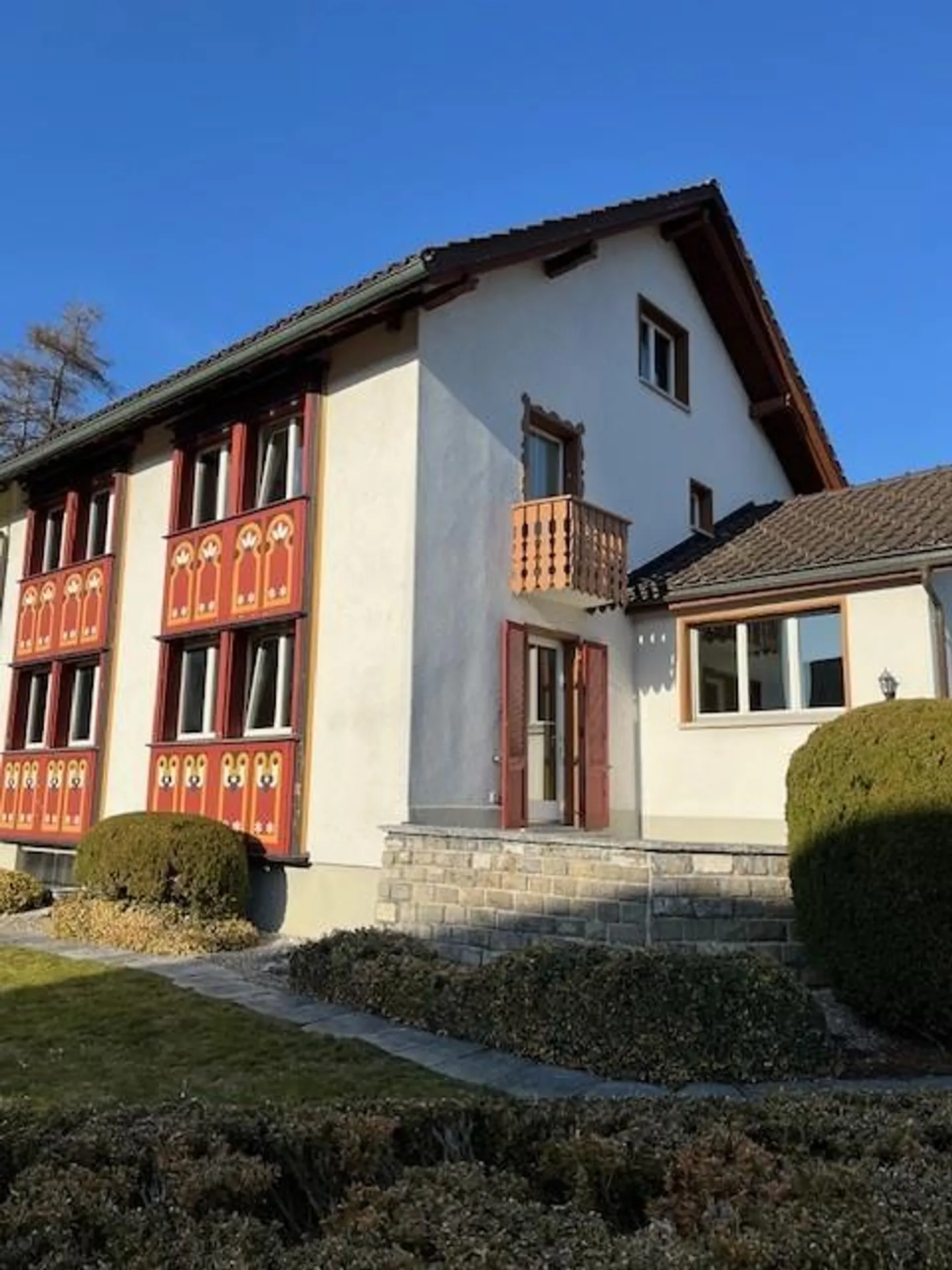 Maison résidentielle centrale avec du style - Photo 2 sur 30