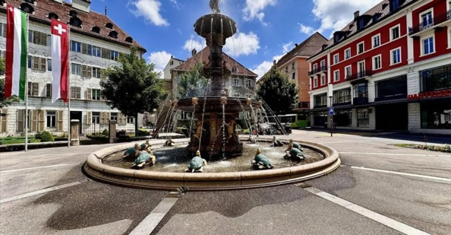 Office space for rent - Photo 2 of 6