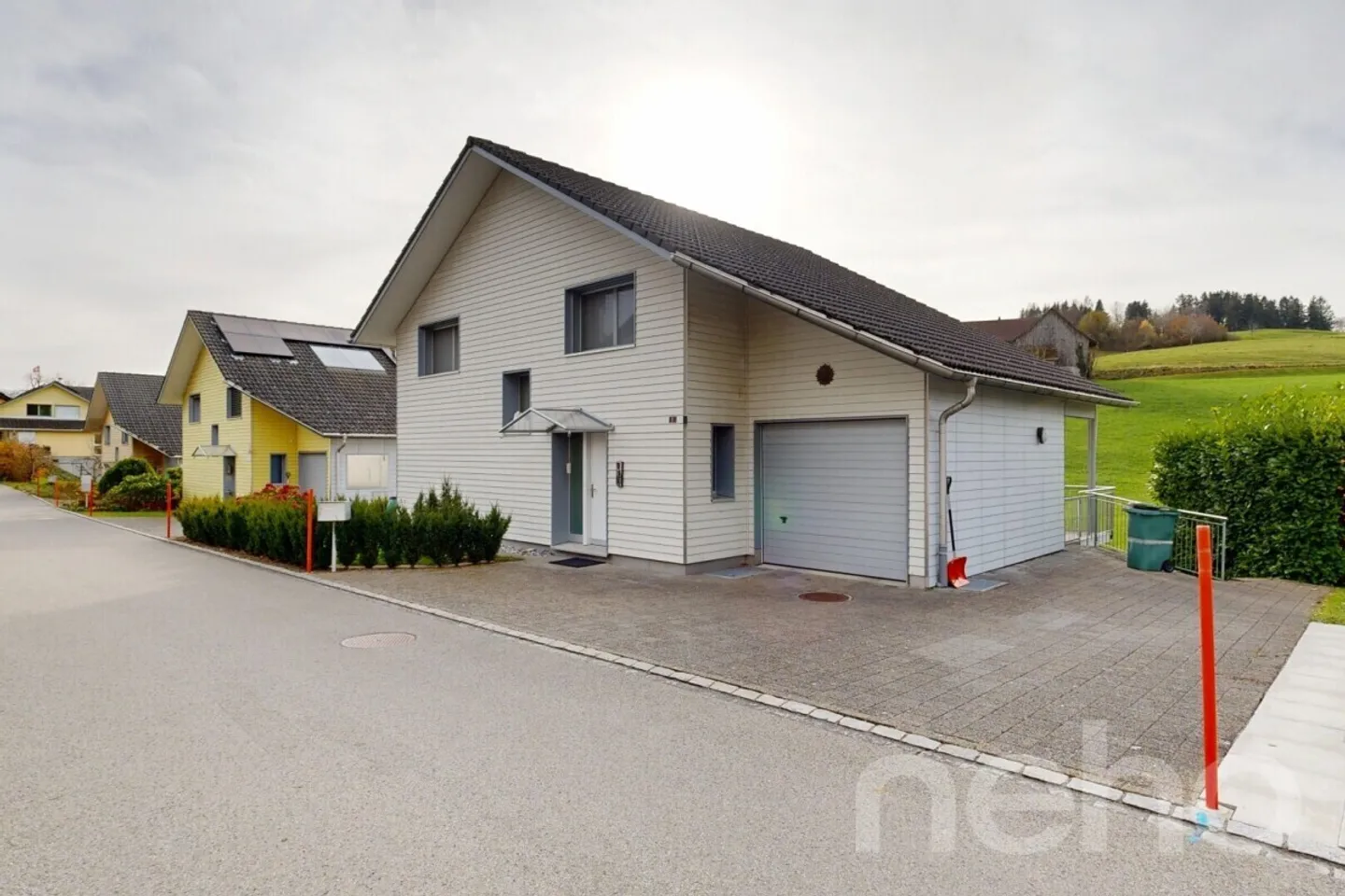 Maison individuelle, emplacement familial et calme - Photo 1 sur 12