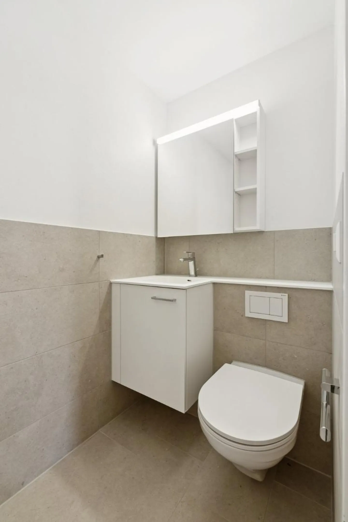 Appartement 4.5 pièces fraîchement rénové dans le meilleur emplacement à Pratteln - Photo 8 sur 11