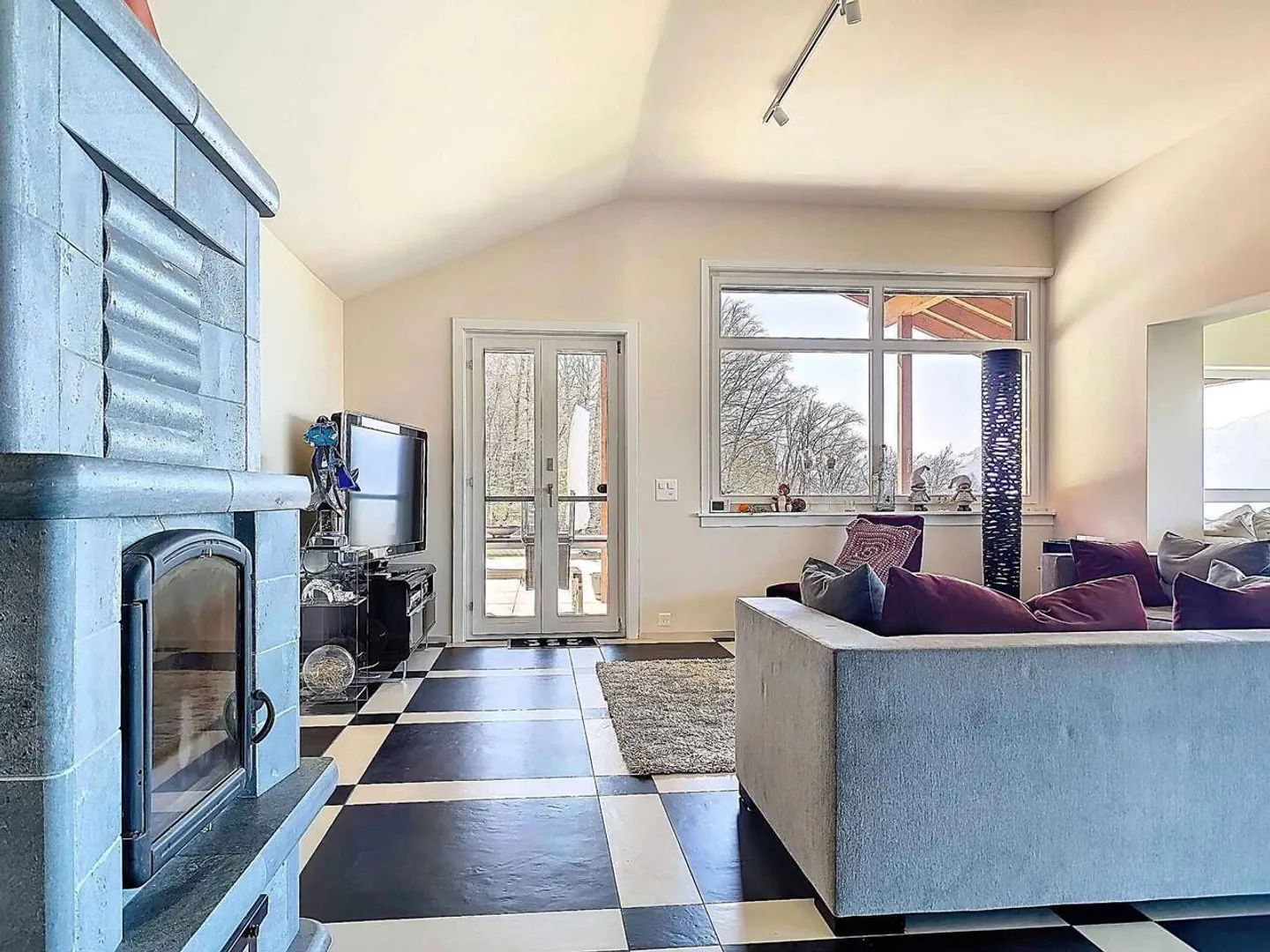 Extraordinary Villa with Majestic View - Photo 4 of 7