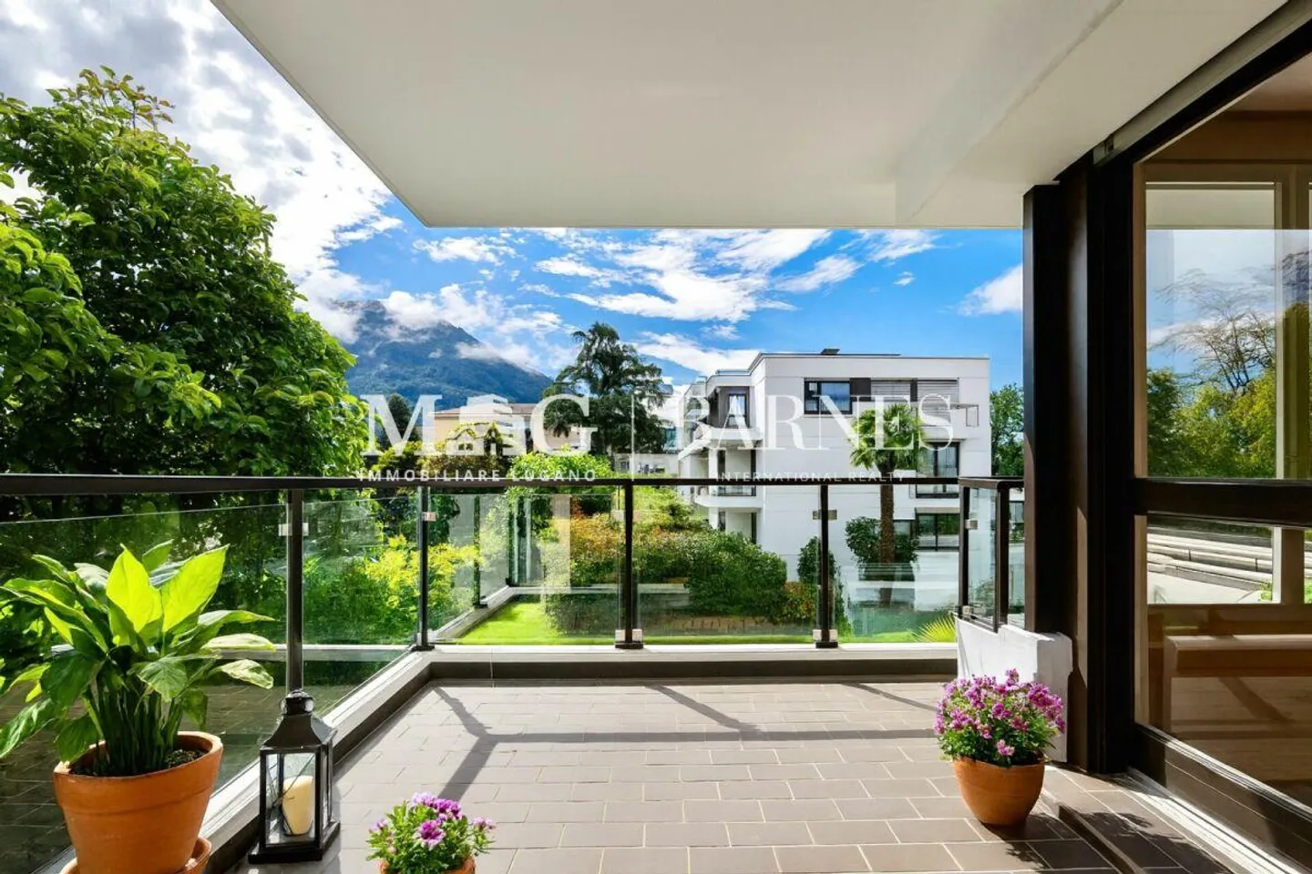 Collina d'Oro - Appartamento 4 locali con piscina vicino TASIS - Foto 7 di 13