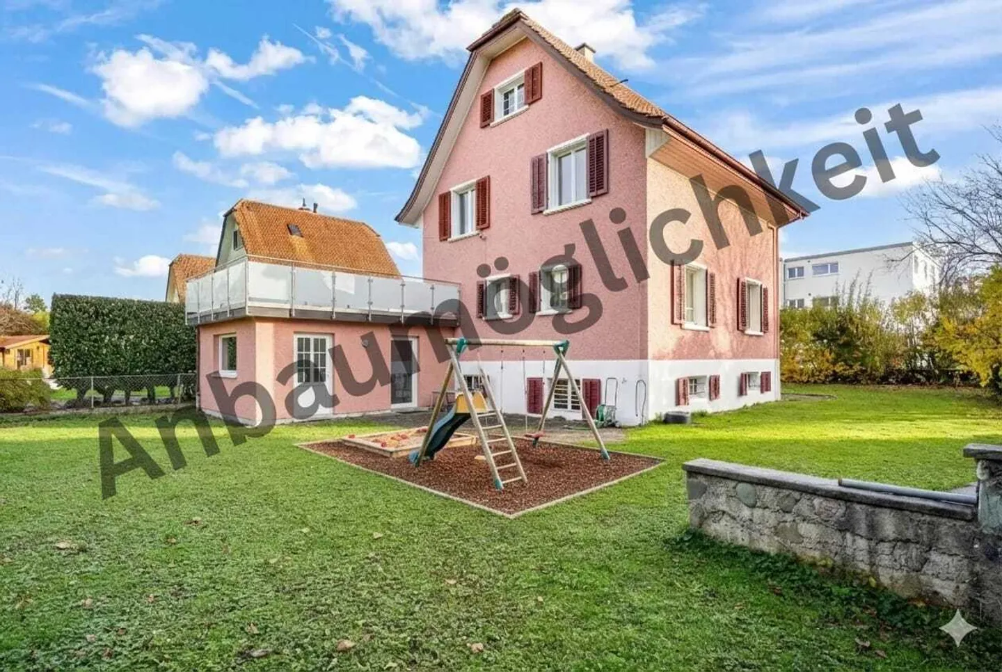 Charming Family Home with Garden - Photo 3 of 9