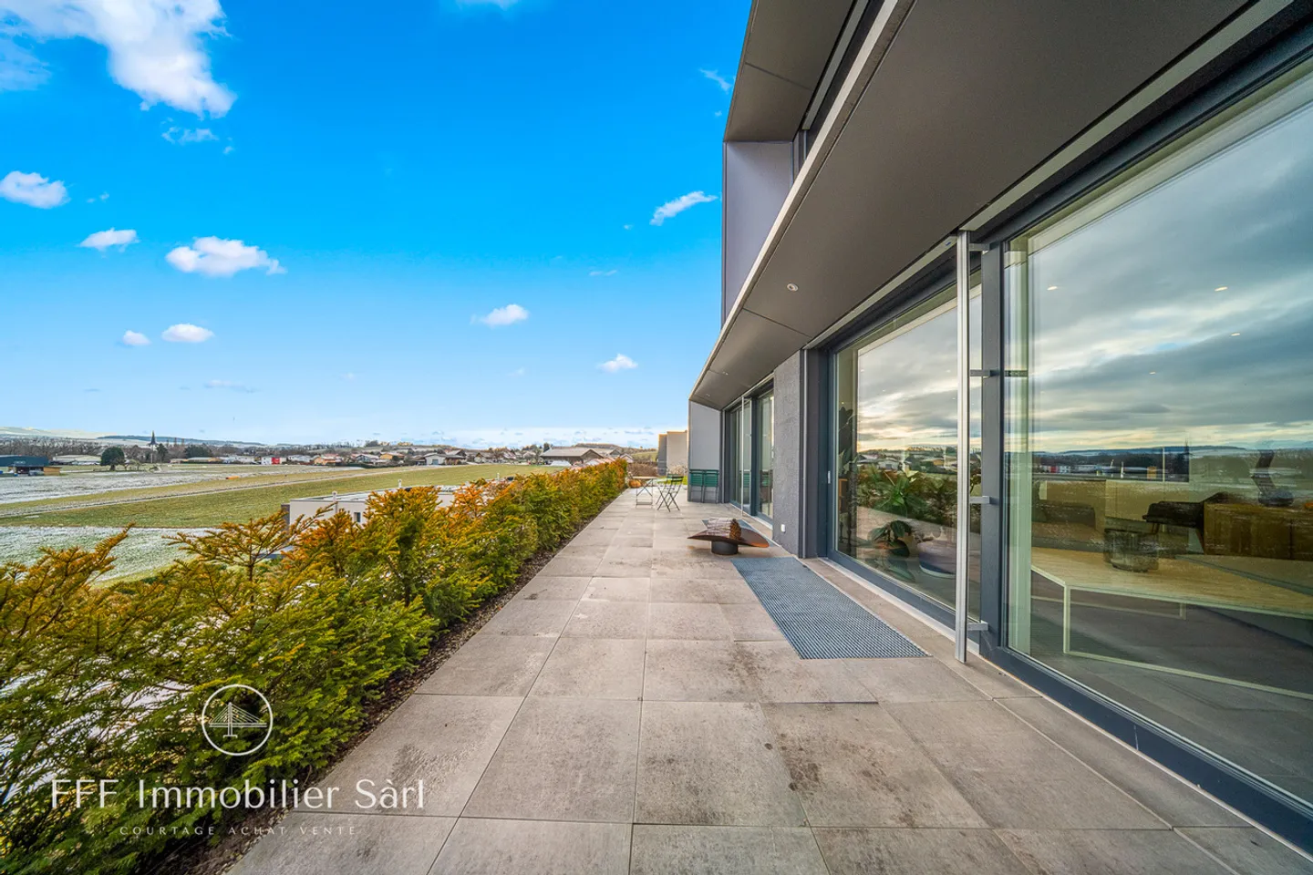 Magnifica casa dal design contemporaneo - Foto 5 di 24