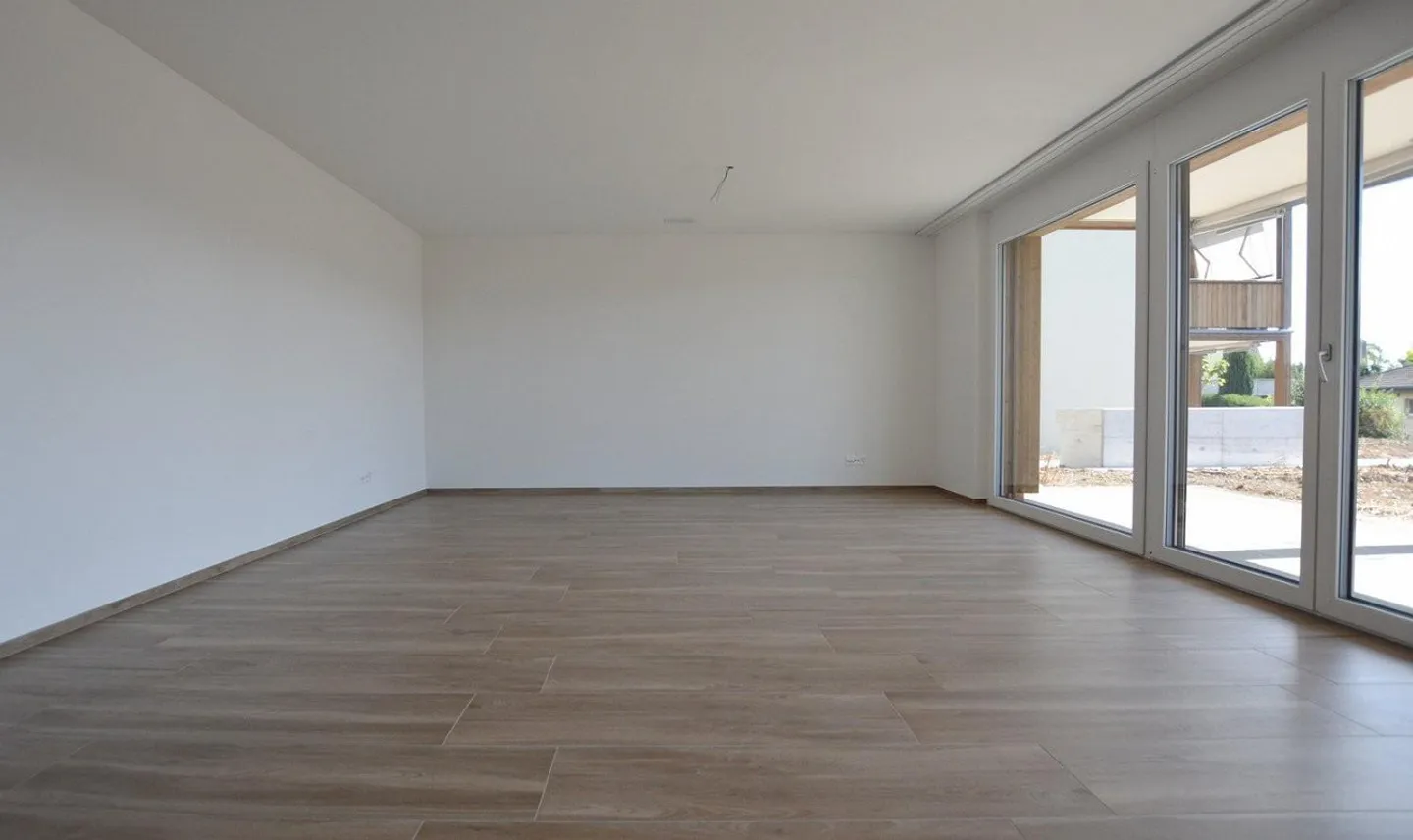 Elegant Garden Apartment in the Center of Oberlunkhofen - Photo 2 of 8