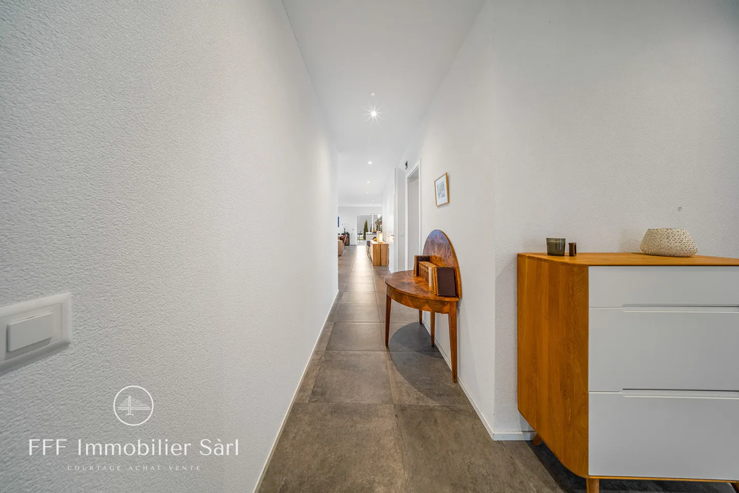 Magnifica casa dal design contemporaneo - Foto 7 di 24