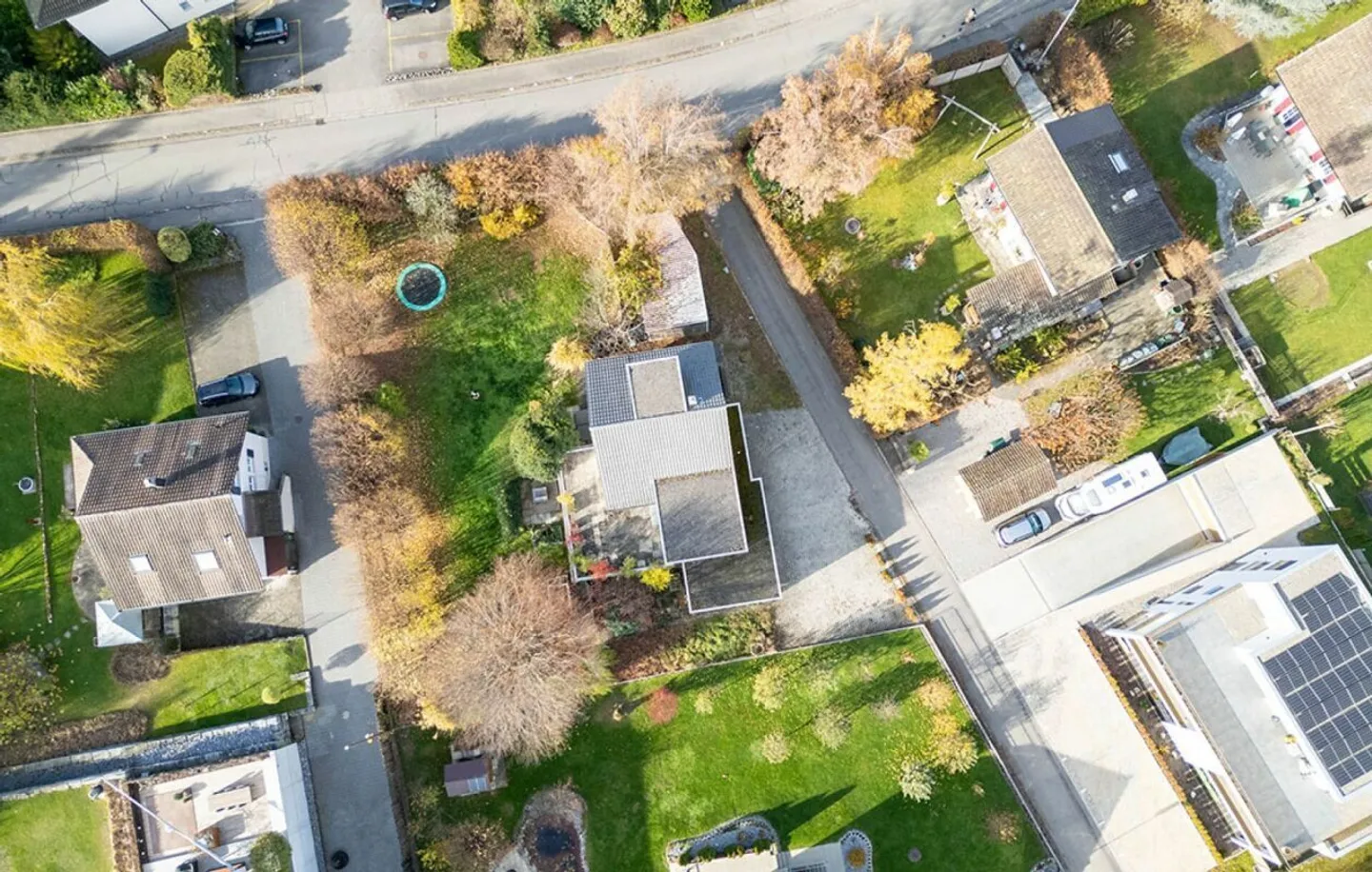 Maison familiale de 7 pièces avec grand jardin - Photo 2 sur 15