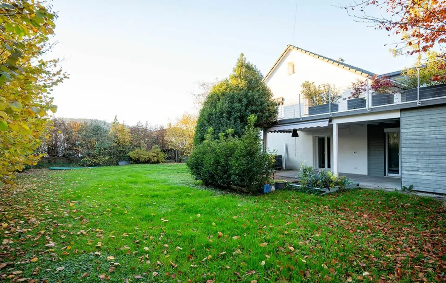 Maison familiale de 7 pièces avec grand jardin - Photo 4 sur 15