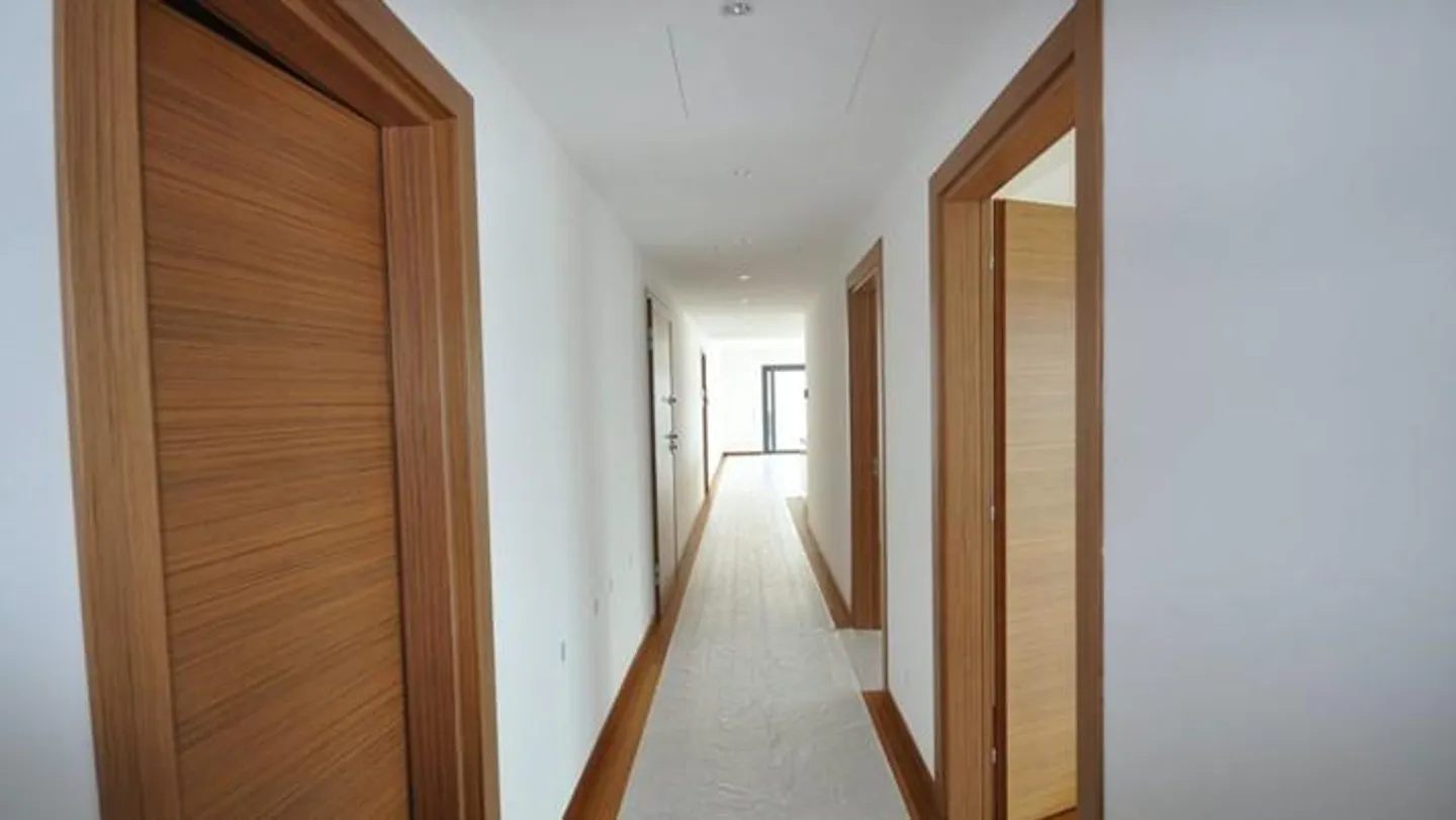 Penthouse à louer avec toit-terrasse 4.5 pièces - Albonago - Photo 4 sur 9